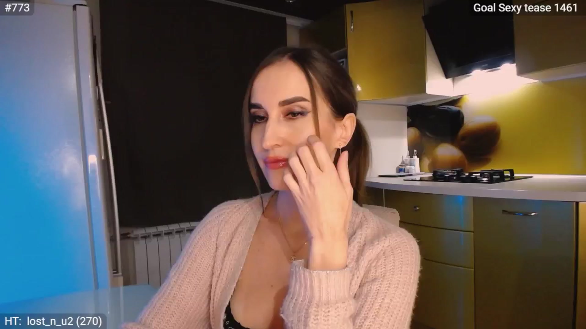 Gallery image thumbnail from MsDreams_'s myfreecams stream on, 10/23/2024, 23:52 image 16 of 20