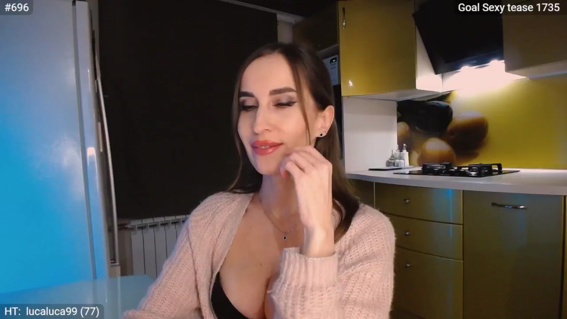 Gallery image thumbnail from MsDreams_'s myfreecams stream on, 11/03/2024, 02:02 image 11 of 20