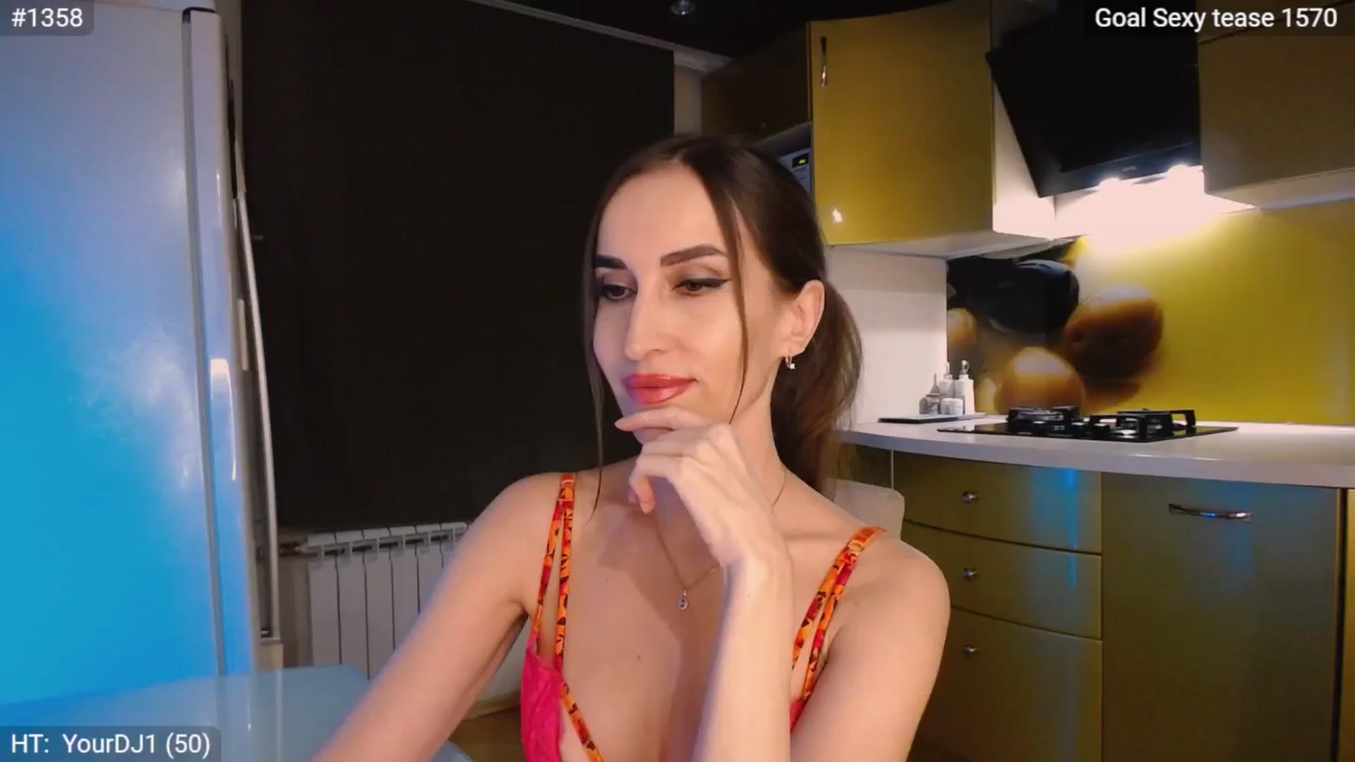 Gallery image thumbnail from MsDreams_'s myfreecams stream on, 12/08/2024, 02:05 image 3 of 20