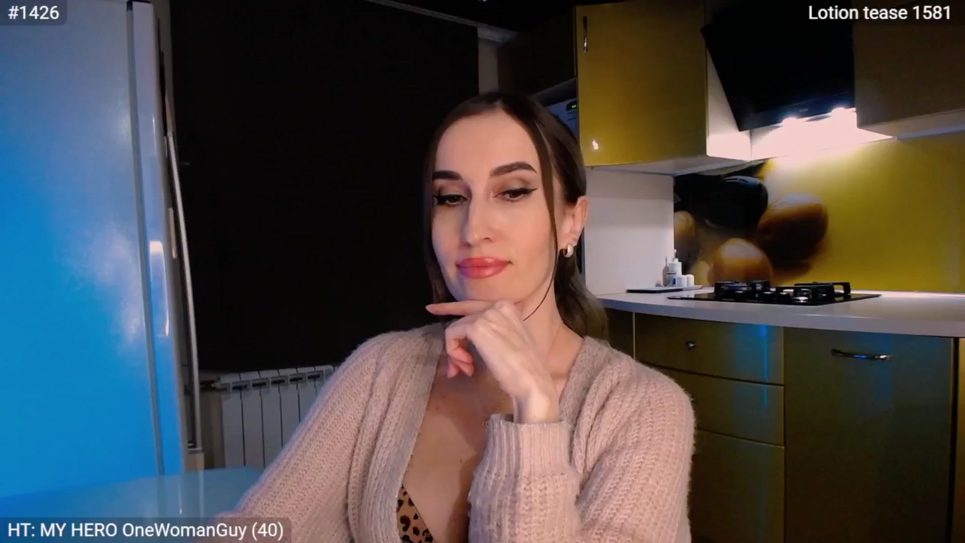 Gallery image thumbnail from MsDreams_'s myfreecams stream on, 04/19/2025, 24:16 image 18 of 20