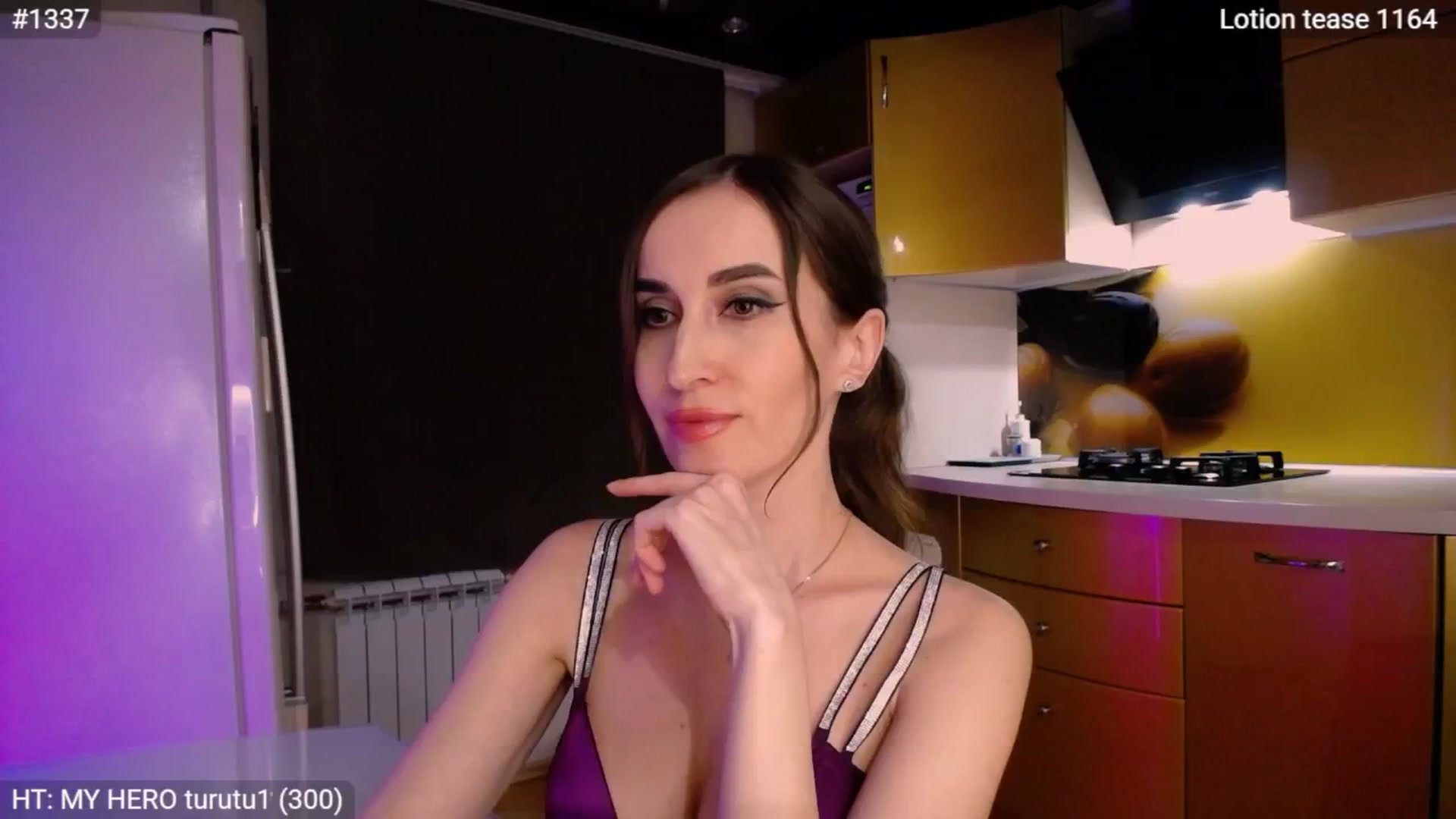 Gallery image thumbnail from MsDreams_'s myfreecams stream on, 04/21/2025, 01:31 image 11 of 20