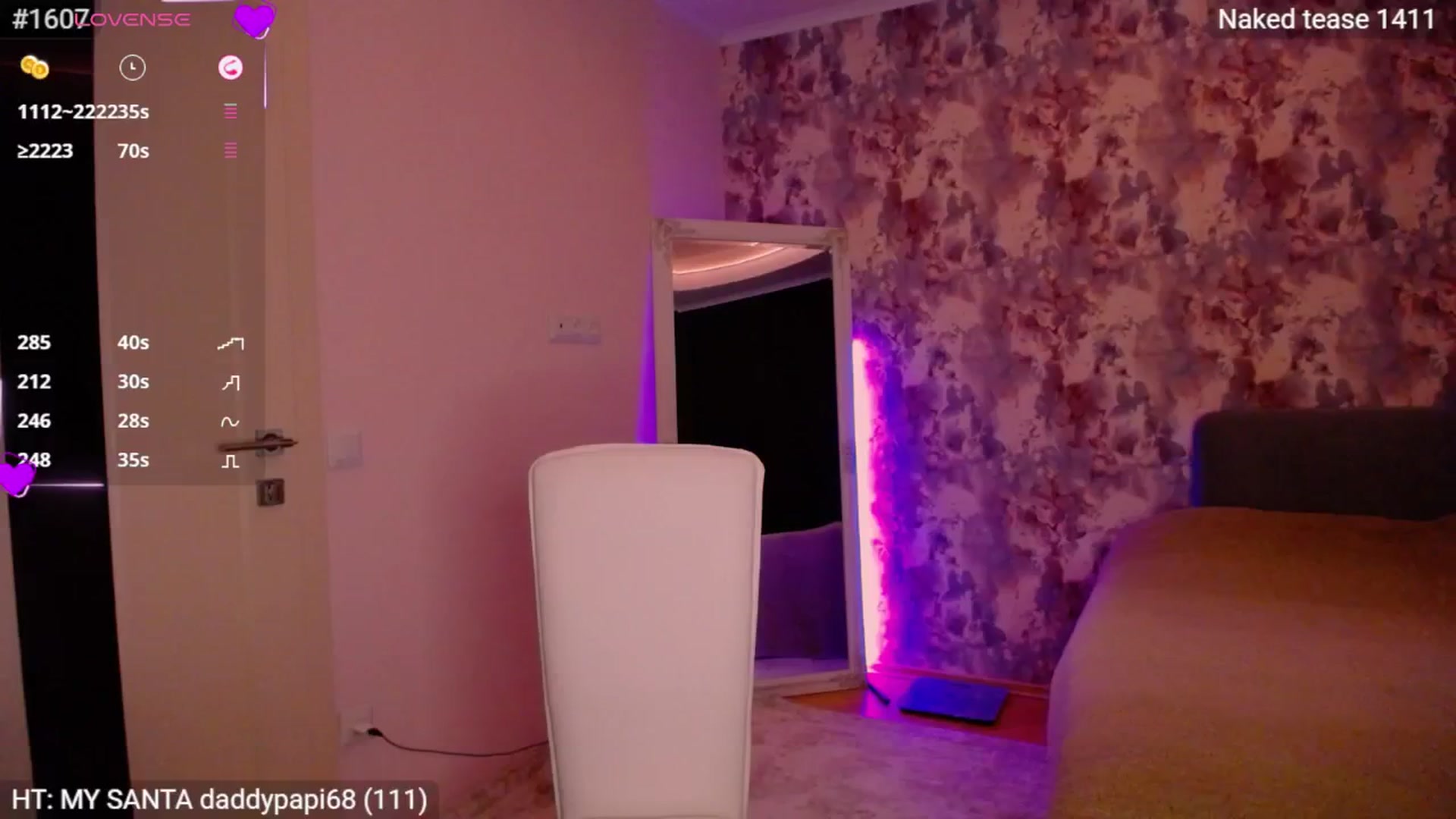 Gallery image thumbnail from MsDreams_'s myfreecams stream on, 12/17/2025, 24:03 image 16 of 20