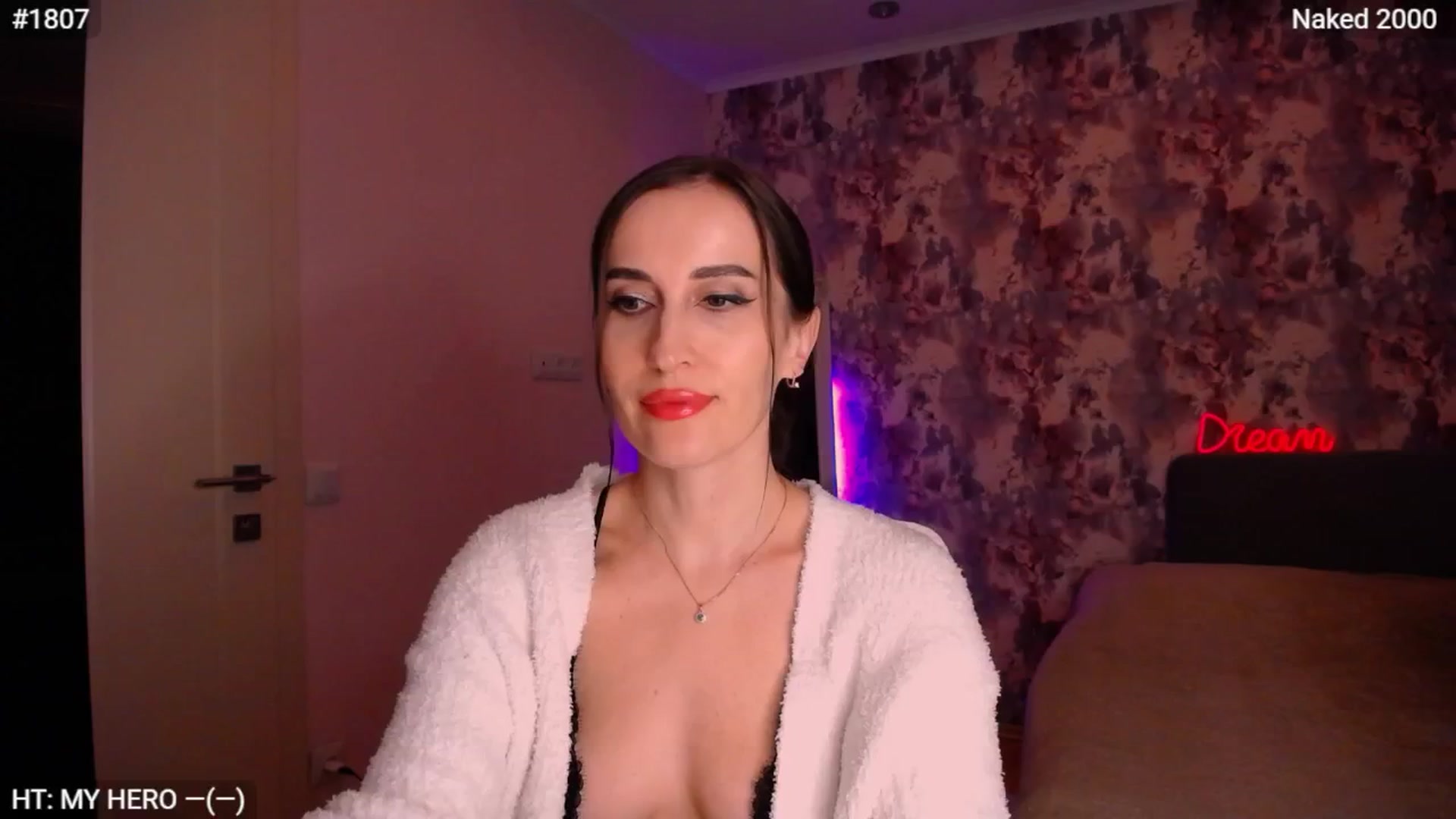 Gallery image thumbnail from MsDreams_'s myfreecams stream on, 04/11/2026, 22:06 image 4 of 20