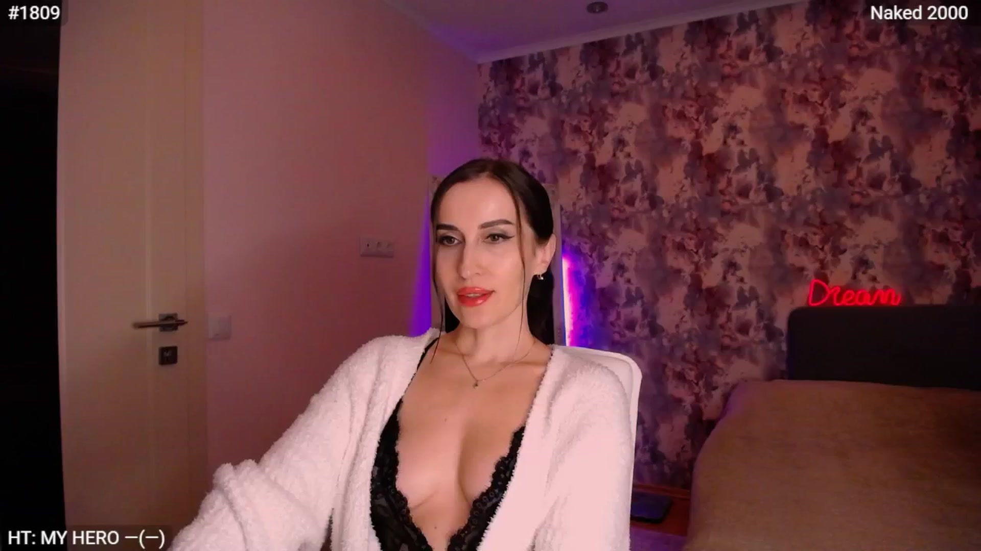 Gallery image thumbnail from MsDreams_'s myfreecams stream on, 04/11/2026, 22:06 image 11 of 20