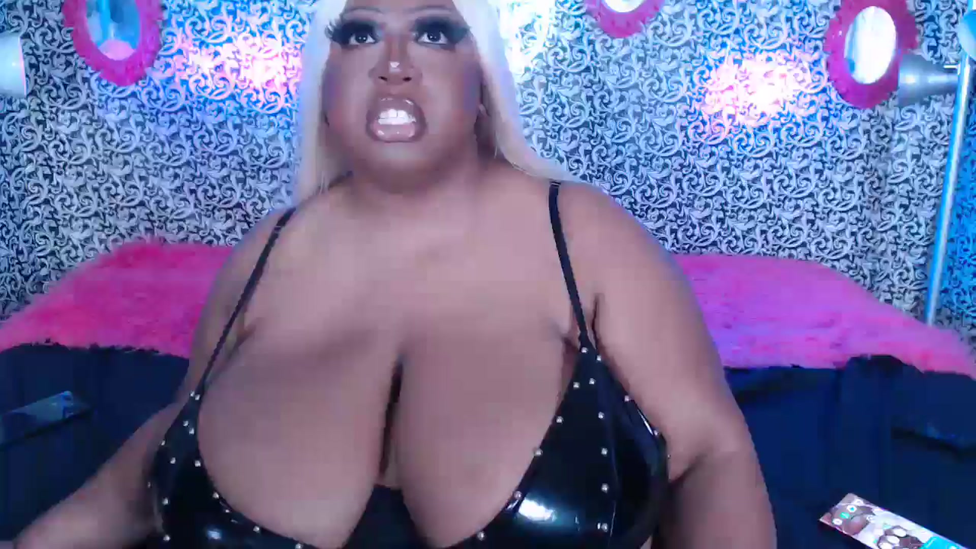 Gallery image thumbnail from MsElite's myfreecams stream on, 05/24/2025, 15:23 image 1 of 20