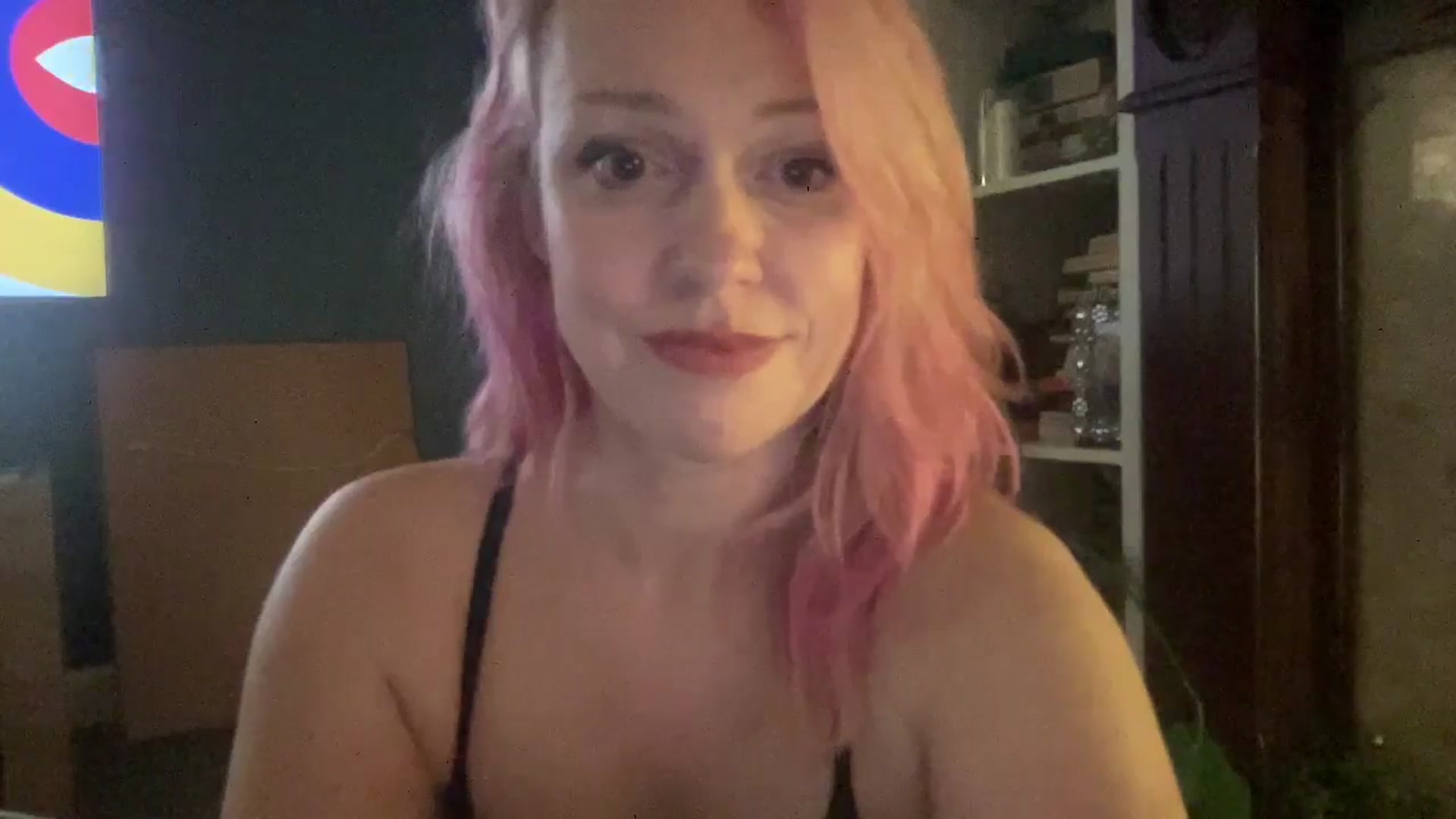 Gallery image thumbnail from MsFunCurious's myfreecams stream on, 11/09/2025, 12:08 image 15 of 20