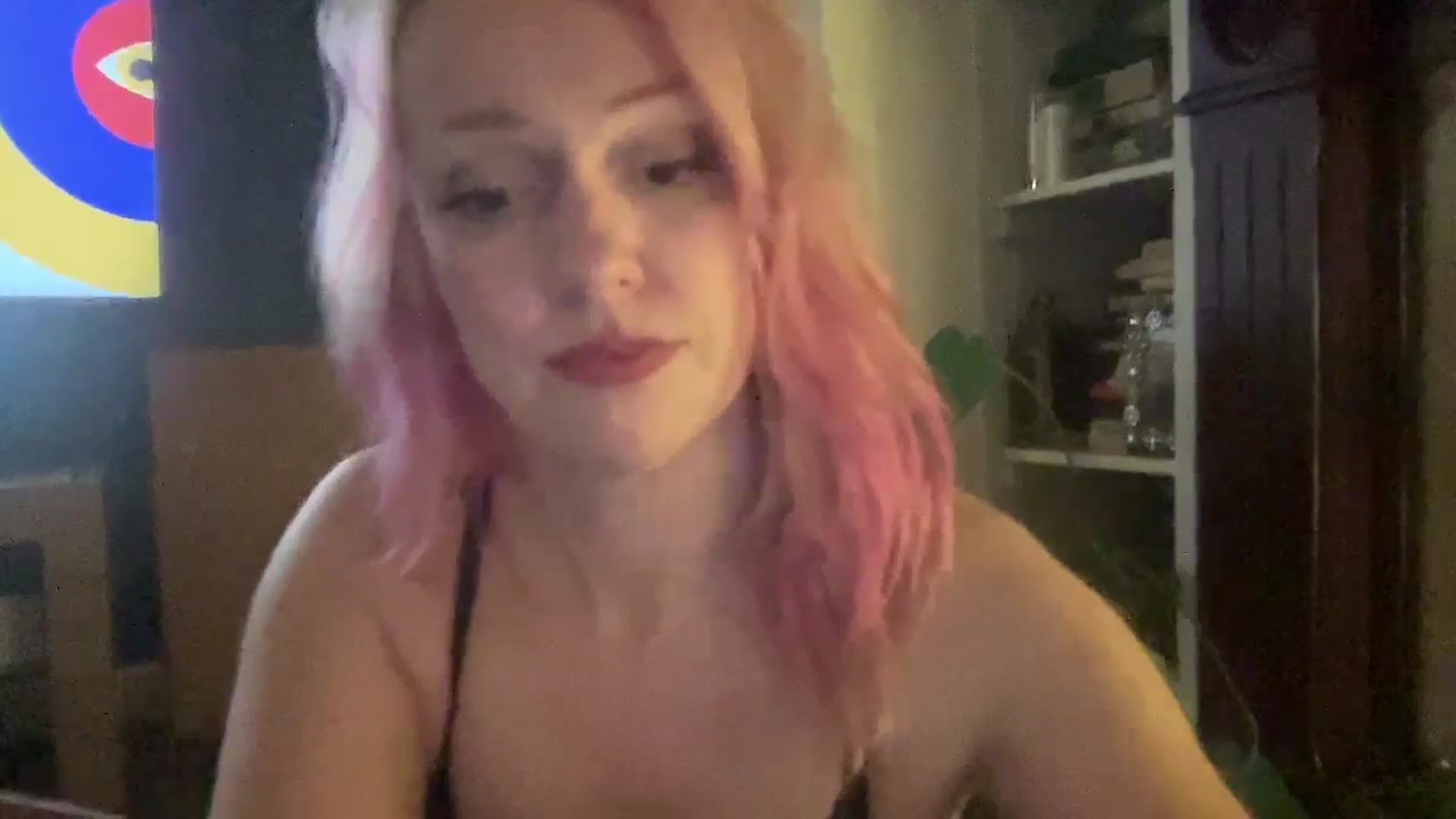 Gallery image thumbnail from MsFunCurious's myfreecams stream on, 11/09/2025, 12:08 image 10 of 20