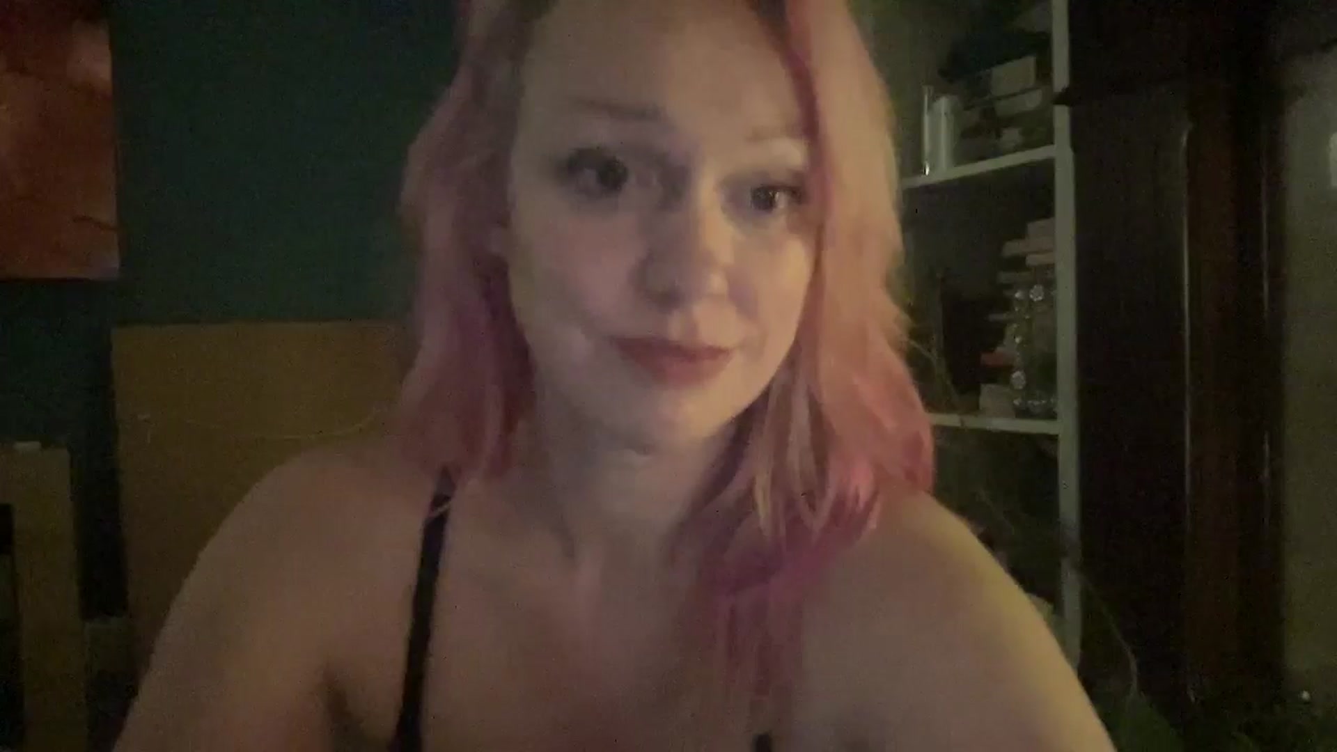 Gallery image thumbnail from MsFunCurious's myfreecams stream on, 11/09/2025, 12:08 image 7 of 20