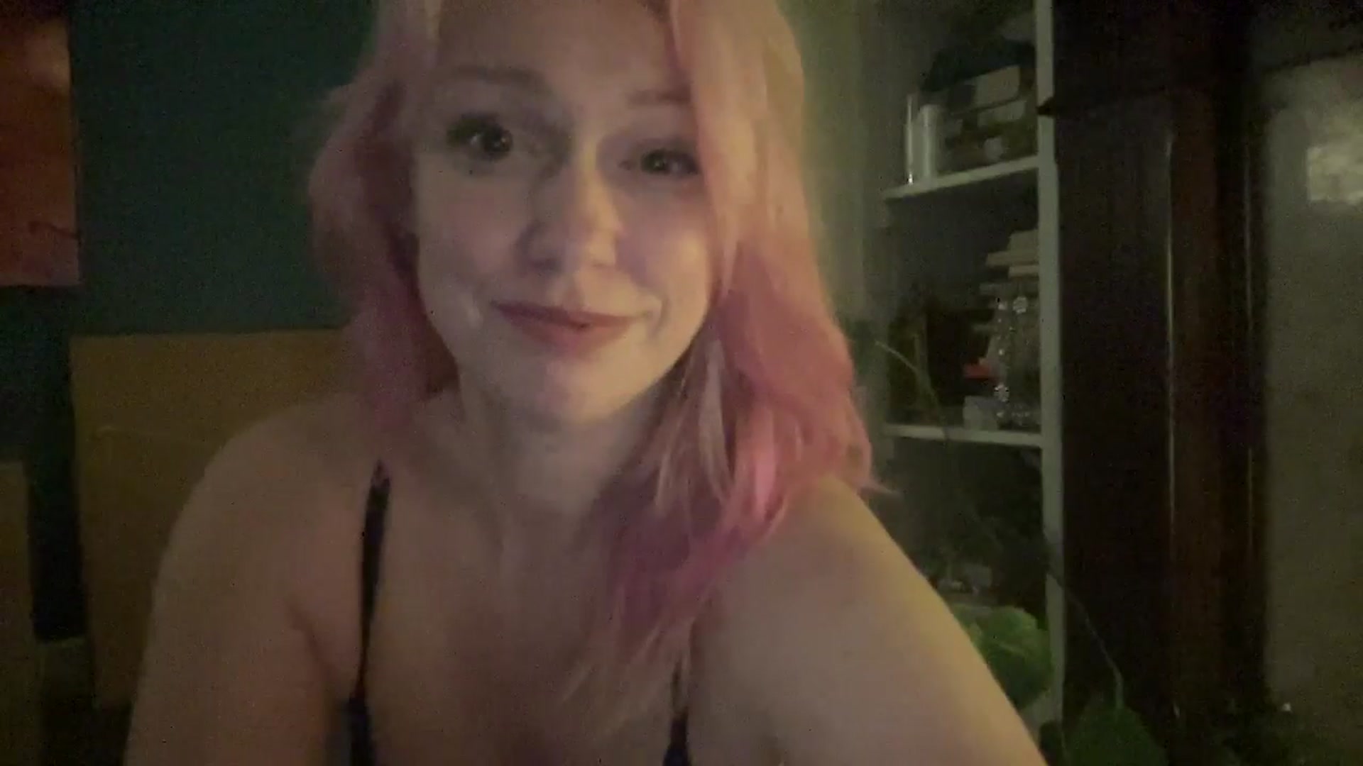 Gallery image thumbnail from MsFunCurious's myfreecams stream on, 11/09/2025, 12:08 image 5 of 20
