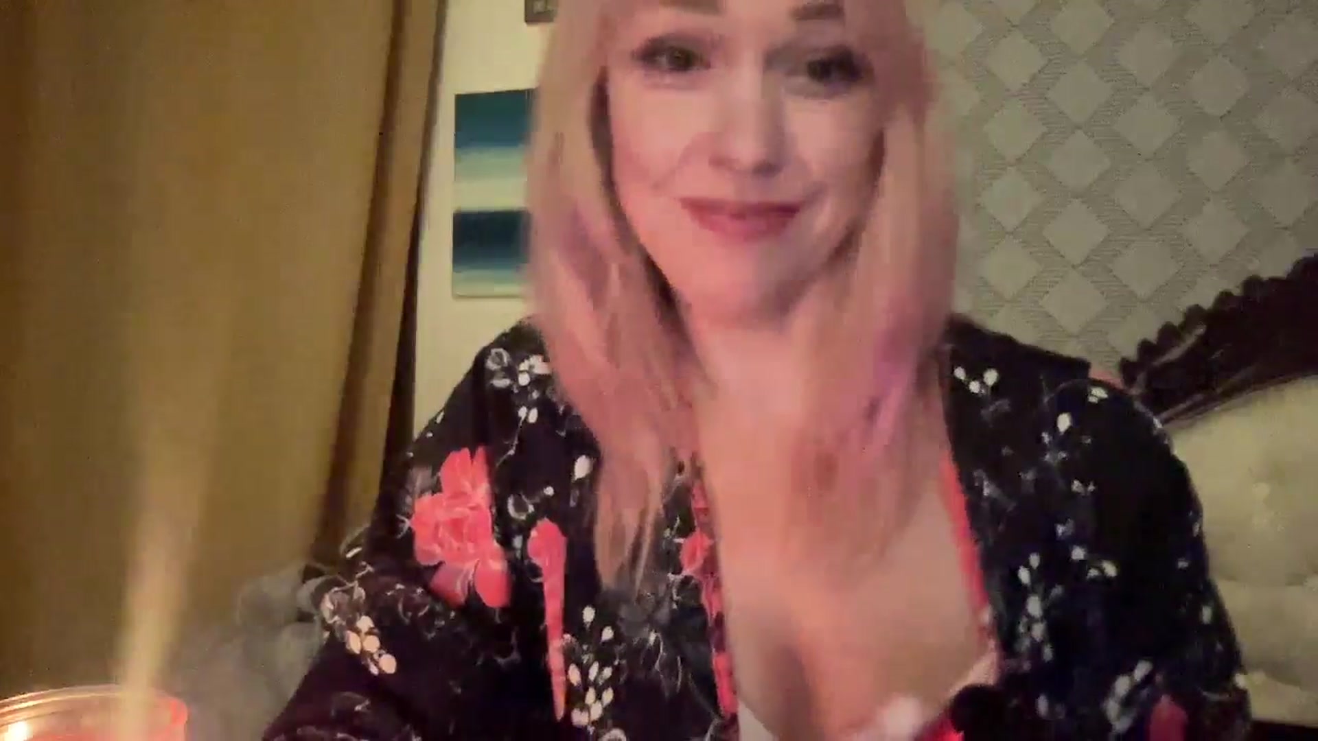 Gallery image thumbnail from MsFunCurious's myfreecams stream on, 11/24/2025, 05:18 image 2 of 20