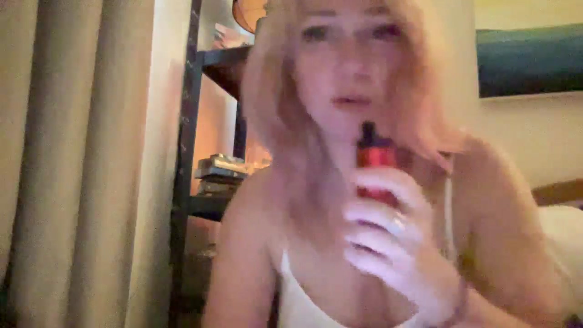 Gallery image thumbnail from MsFunCurious's myfreecams stream on, 11/27/2025, 09:39 image 15 of 20