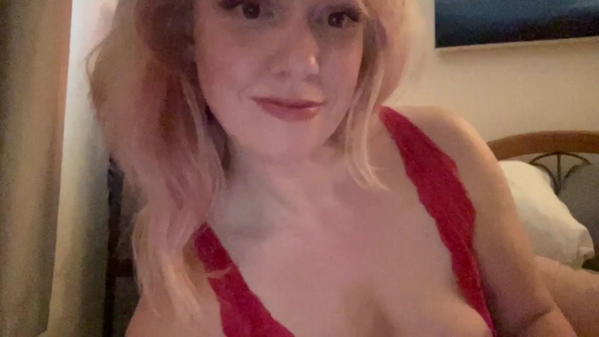 Gallery image thumbnail from MsFunCurious's myfreecams stream on, 11/27/2025, 10:25 image 3 of 20