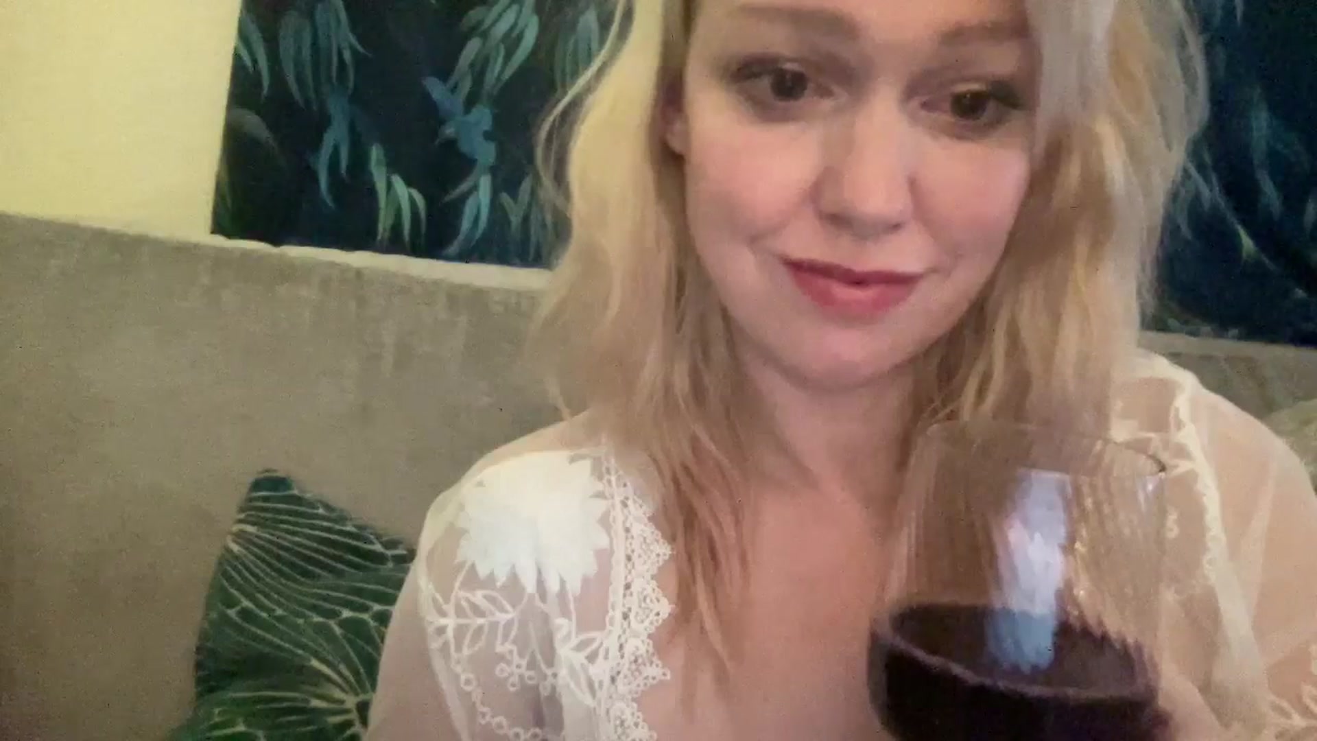 Gallery image thumbnail from MsFunCurious's myfreecams stream on, 01/24/2026, 08:54 image 8 of 20