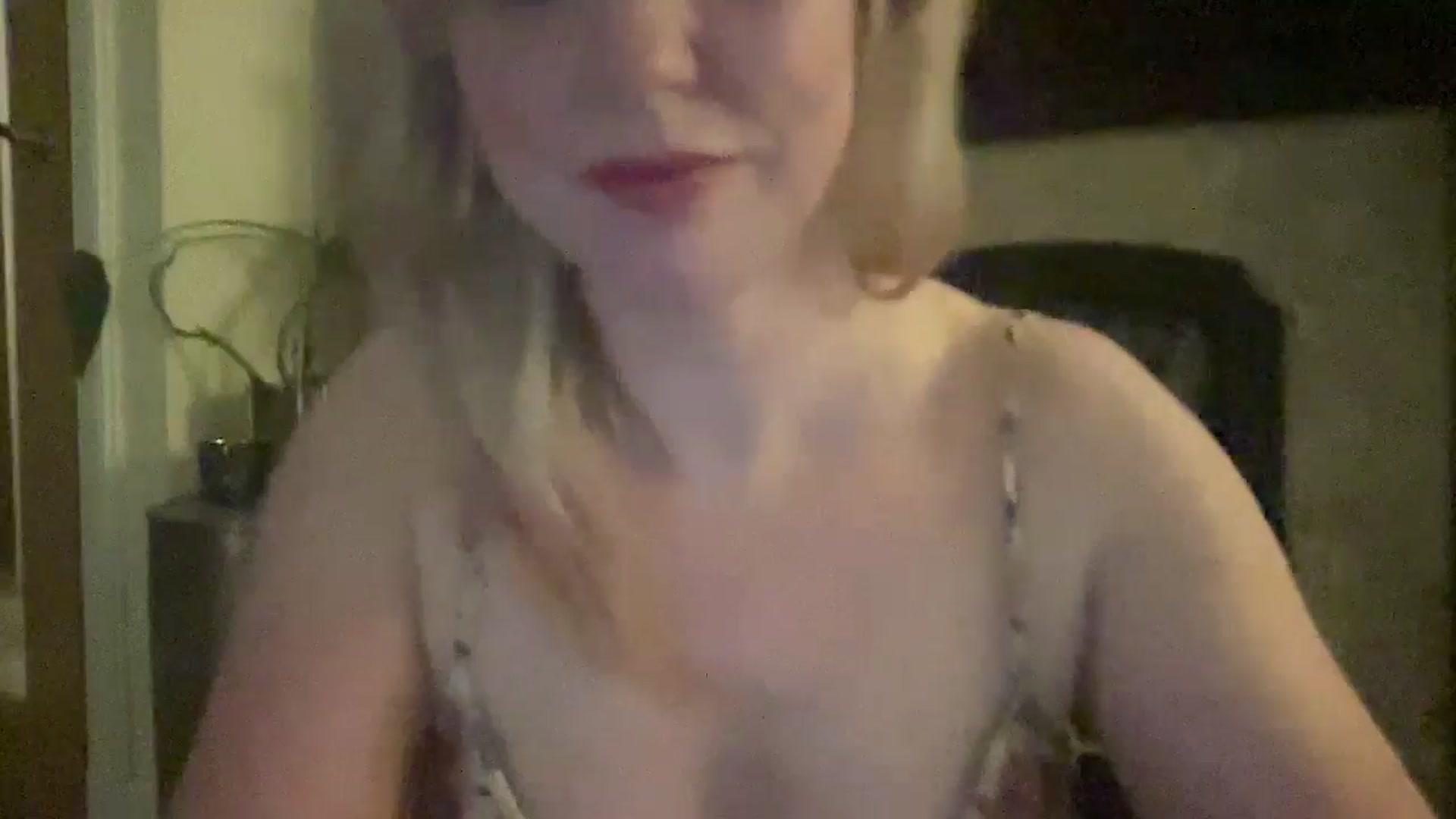 Gallery image thumbnail from MsFunCurious's myfreecams stream on, 02/03/2026, 01:17 image 15 of 20