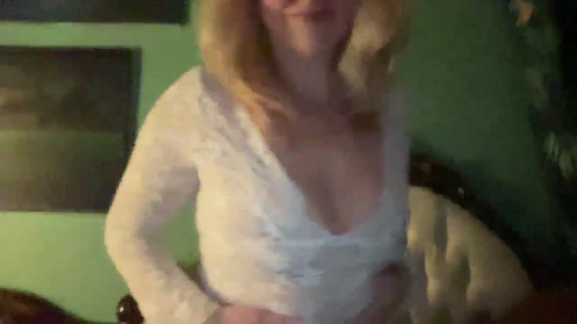 Gallery image thumbnail from MsFunCurious's myfreecams stream on, 02/18/2026, 01:52 image 7 of 20
