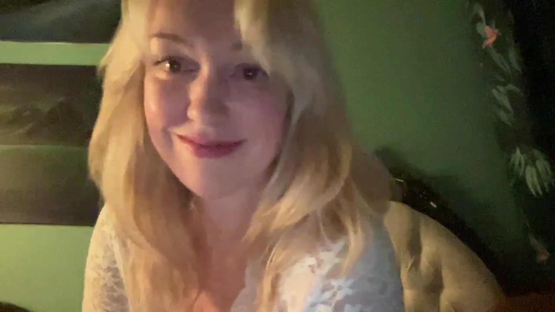 Gallery image thumbnail from MsFunCurious's myfreecams stream on, 02/18/2026, 01:52 image 19 of 20