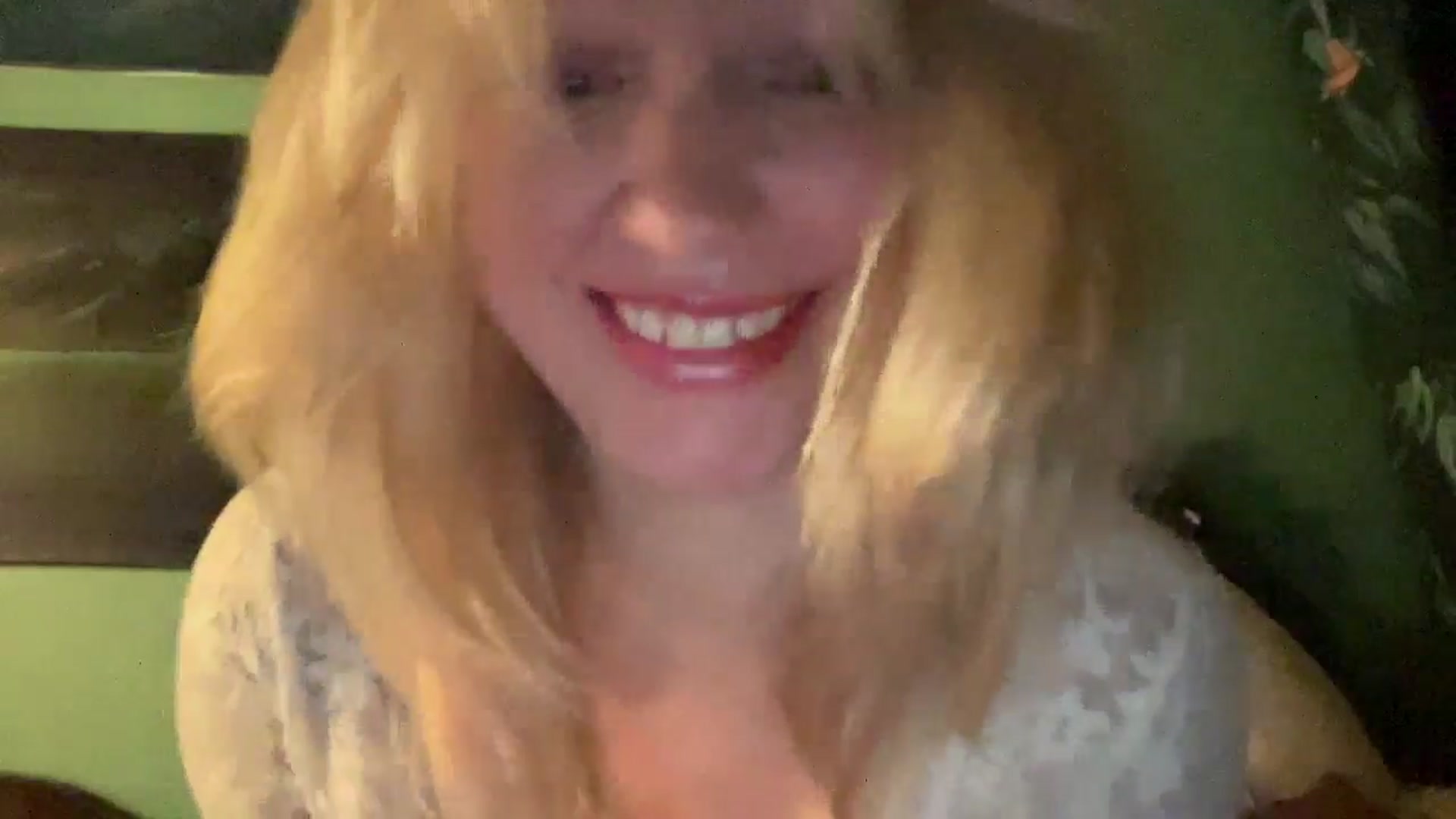 Gallery image thumbnail from MsFunCurious's myfreecams stream on, 02/18/2026, 03:27 image 3 of 20