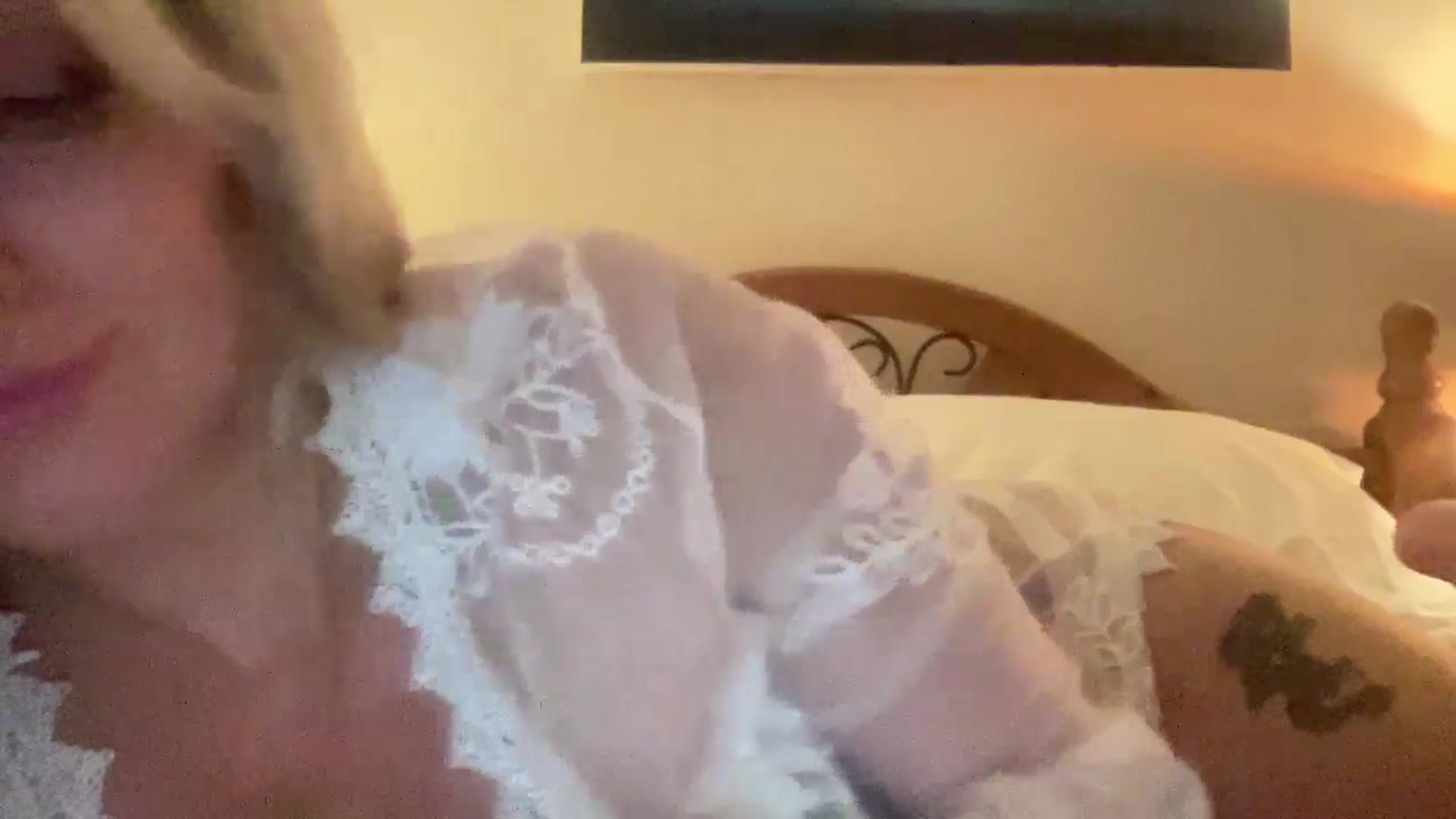 Gallery image thumbnail from MsFunCurious's myfreecams stream on, 02/21/2026, 09:21 image 12 of 20