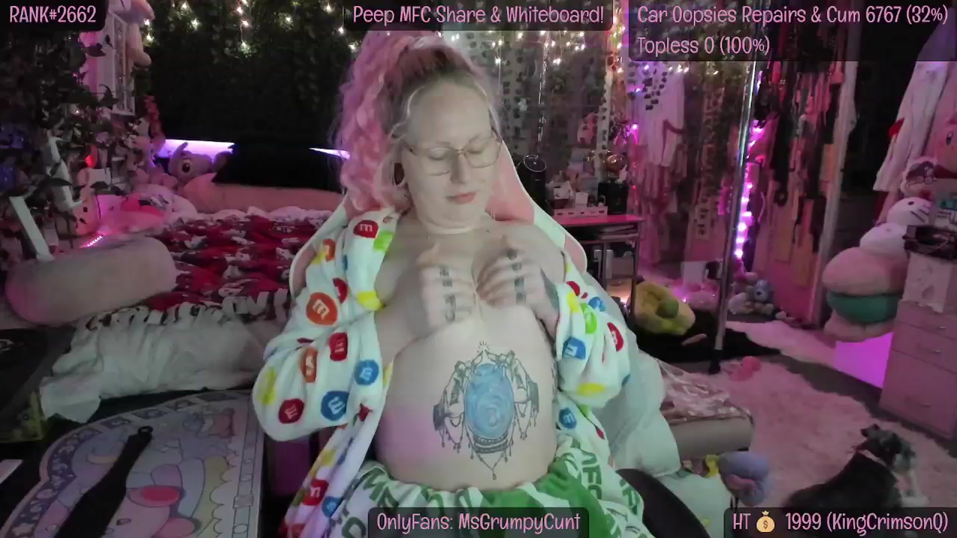 Gallery image thumbnail from MsGrumpyCunt's myfreecams stream on, 03/18/2024, 03:50 image 1 of 20