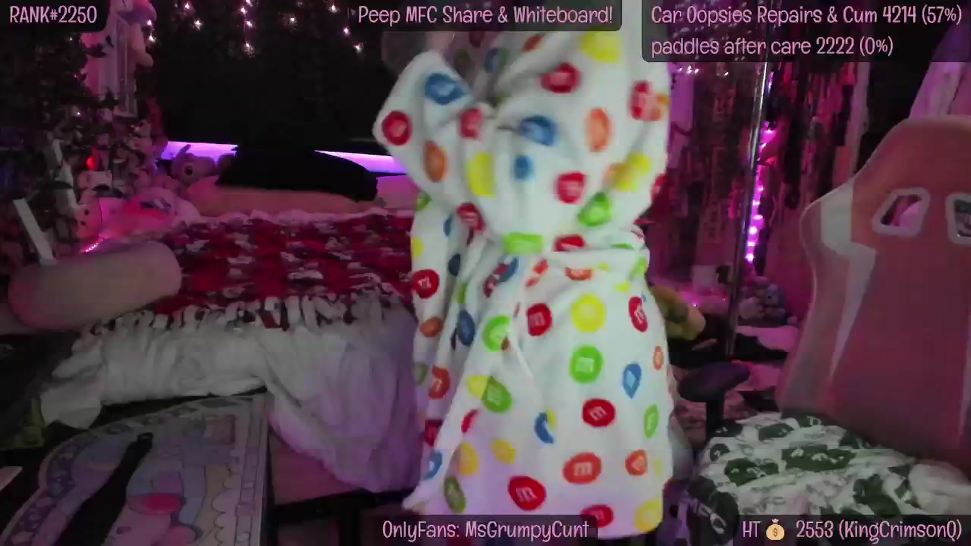Gallery image thumbnail from MsGrumpyCunt's myfreecams stream on, 03/18/2024, 03:50 image 9 of 20
