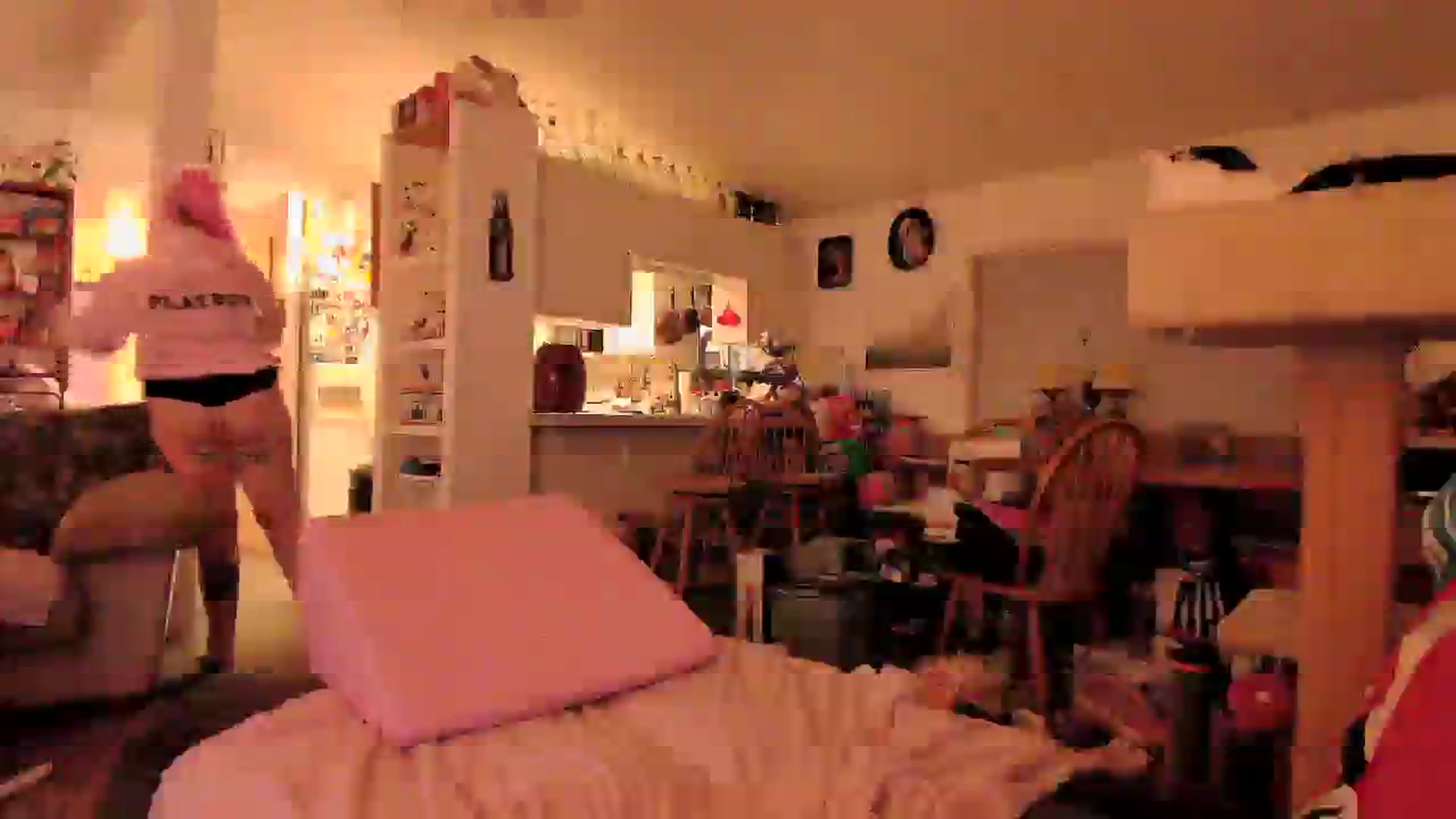 Gallery image thumbnail from MsGrumpyCunt's myfreecams stream on, 03/26/2024, 03:47 image 11 of 20