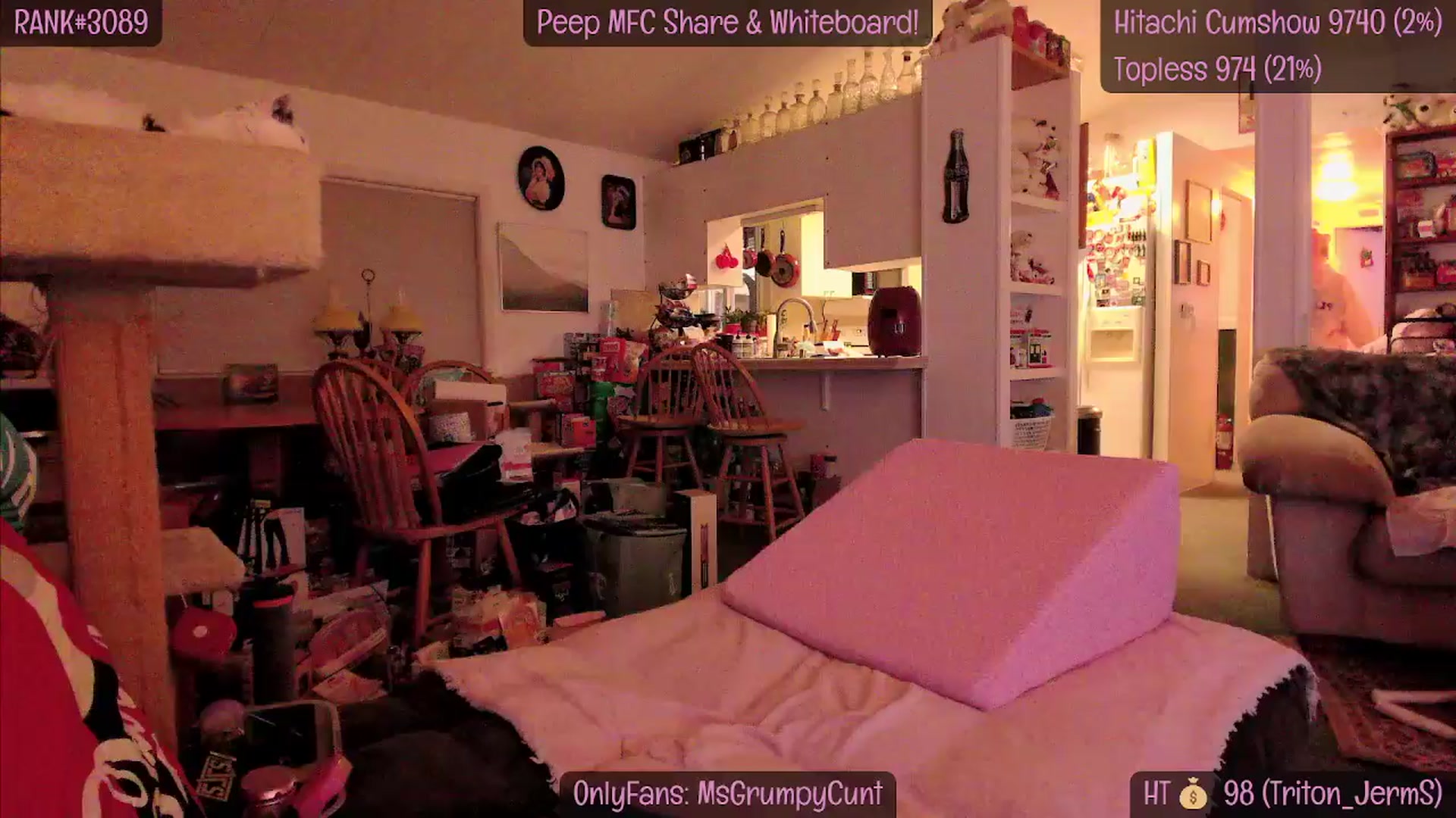 Gallery image thumbnail from MsGrumpyCunt's myfreecams stream on, 03/26/2024, 05:22 image 14 of 20