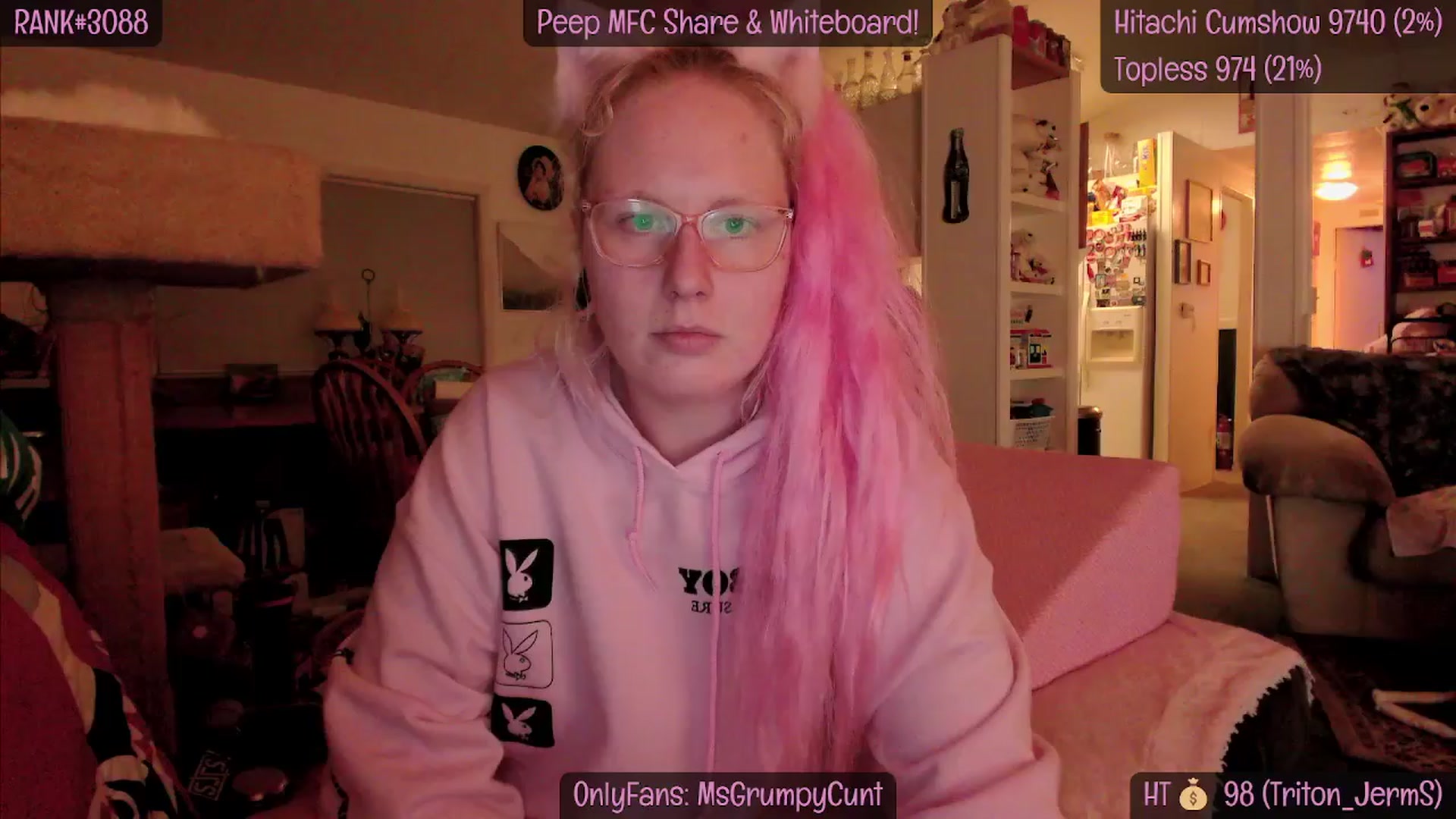 Gallery image thumbnail from MsGrumpyCunt's myfreecams stream on, 03/26/2024, 05:22 image 11 of 20