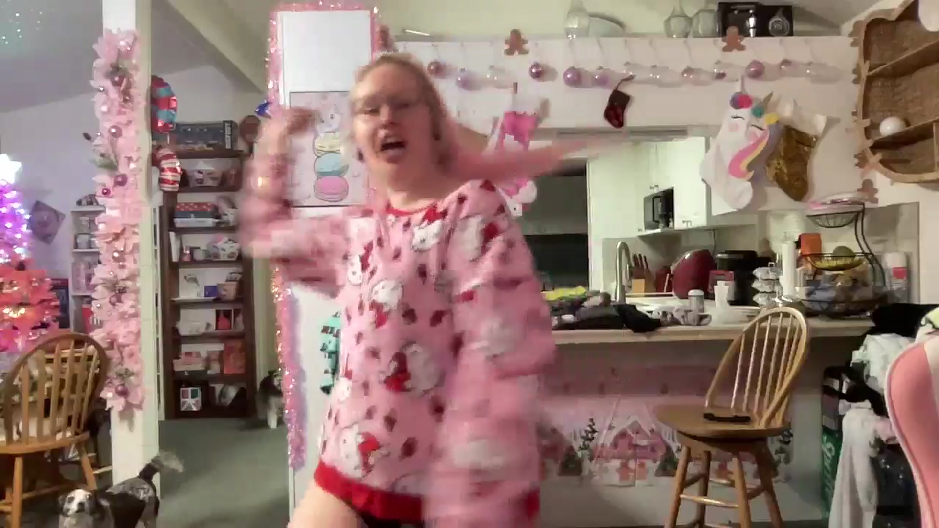 Gallery image thumbnail from MsGrumpyCunt's myfreecams stream on, 12/21/2024, 03:36 image 5 of 20