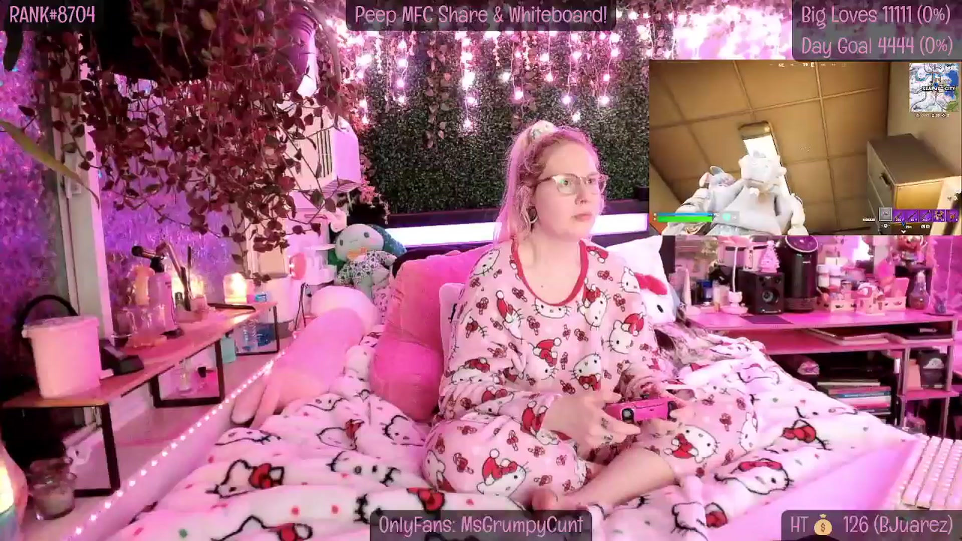 Gallery image thumbnail from MsGrumpyCunt's myfreecams stream on, 12/21/2024, 07:32 image 12 of 20