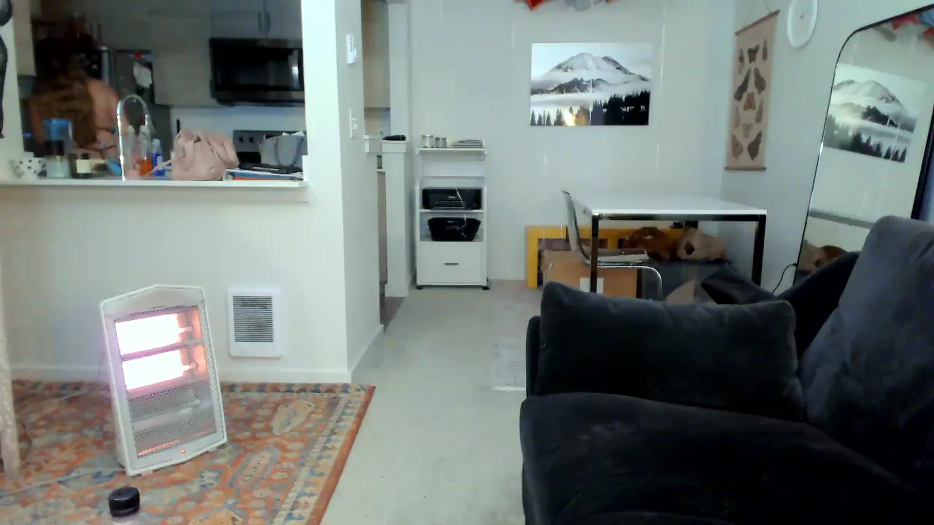 Gallery image thumbnail from MsJinnaWhite's myfreecams stream on, 03/06/2024, 02:44 image 12 of 20