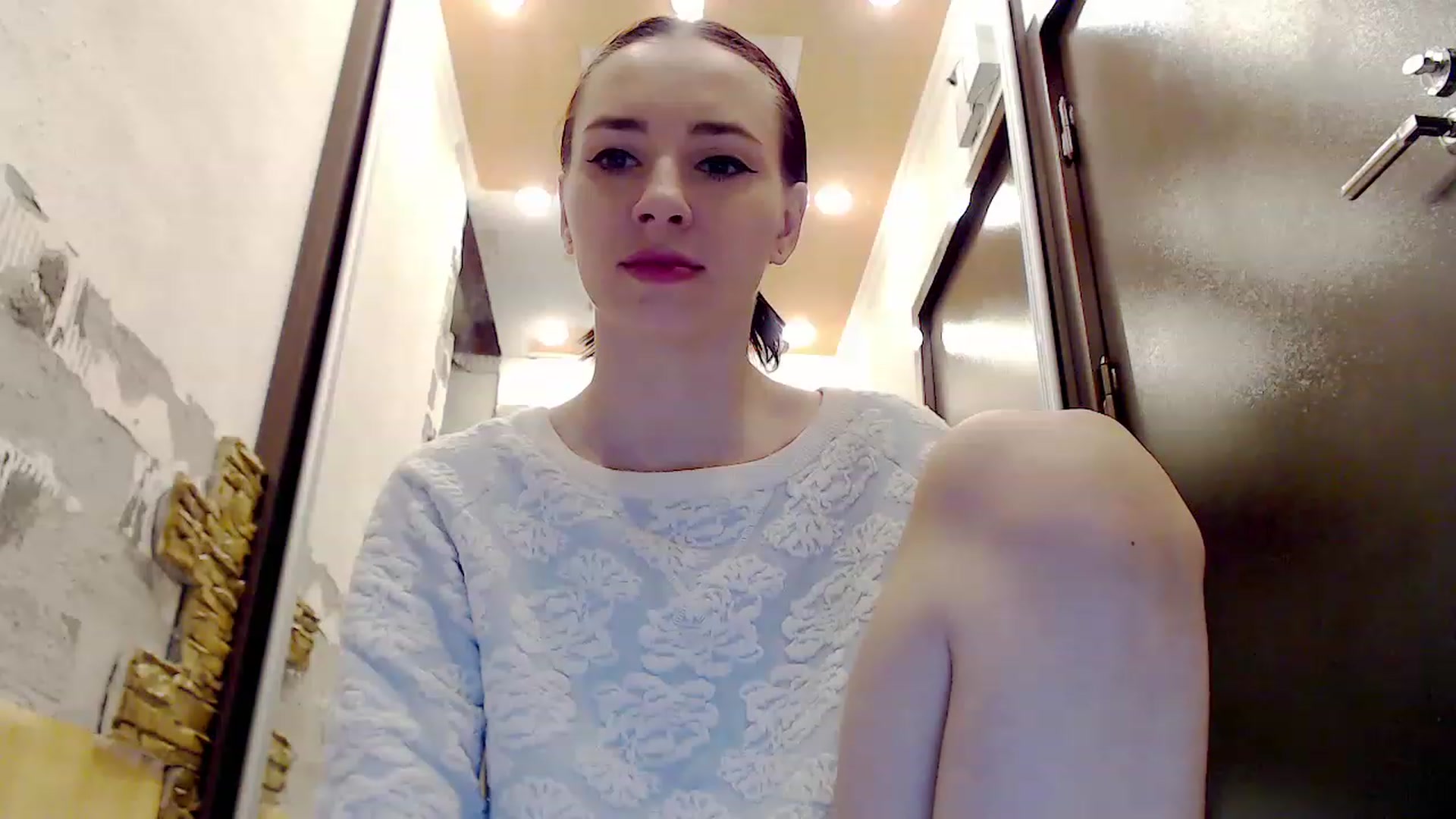 Gallery image thumbnail from MsLily's myfreecams stream on, 05/30/2023, 21:37 image 19 of 20