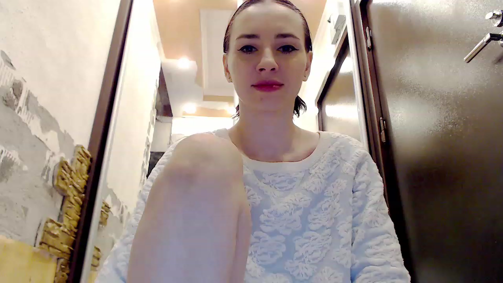 Gallery image thumbnail from MsLily's myfreecams stream on, 05/30/2023, 21:37 image 6 of 20