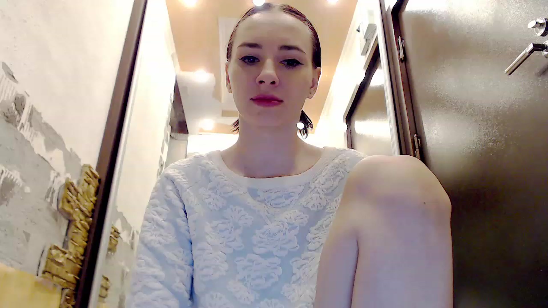 Gallery image thumbnail from MsLily's myfreecams stream on, 05/30/2023, 21:37 image 17 of 20