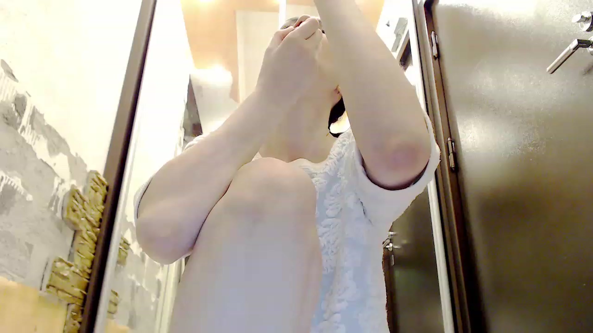 Gallery image thumbnail from MsLily's myfreecams stream on, 05/30/2023, 21:37 image 1 of 20
