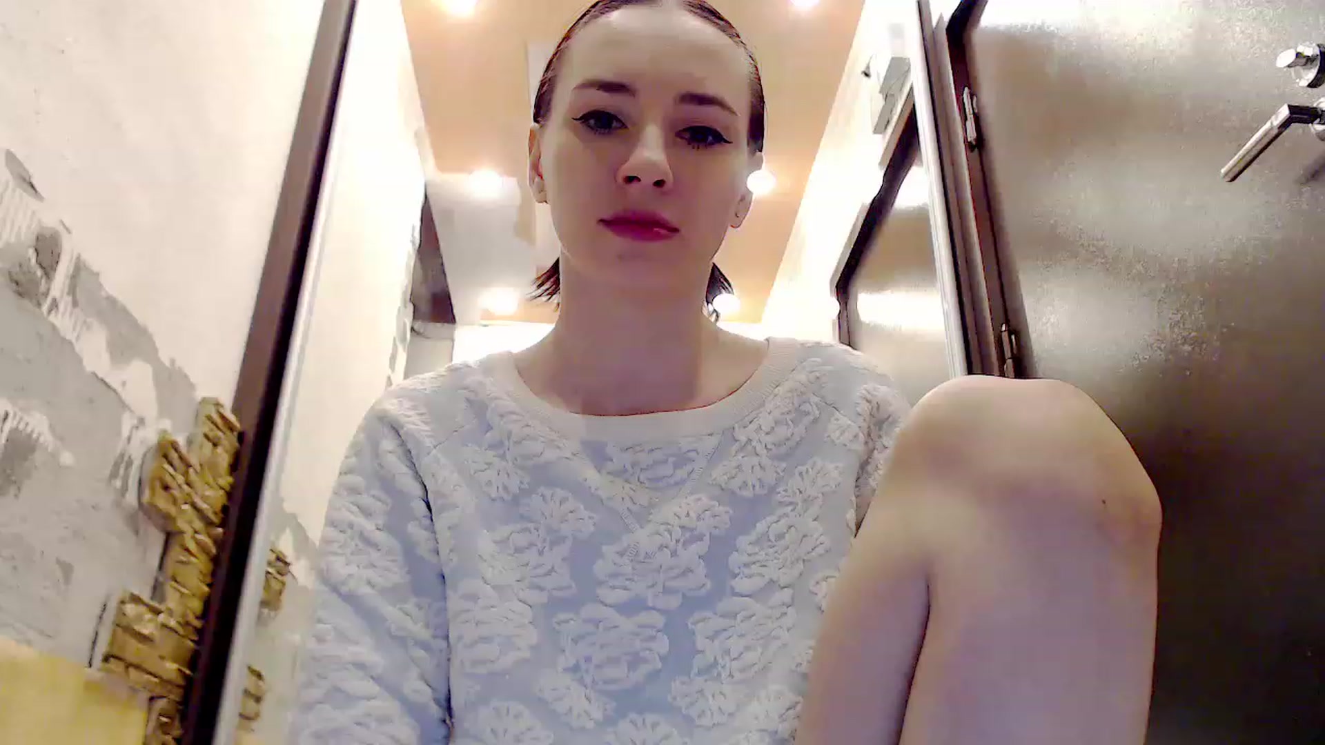Gallery image thumbnail from MsLily's myfreecams stream on, 05/30/2023, 21:37 image 13 of 20