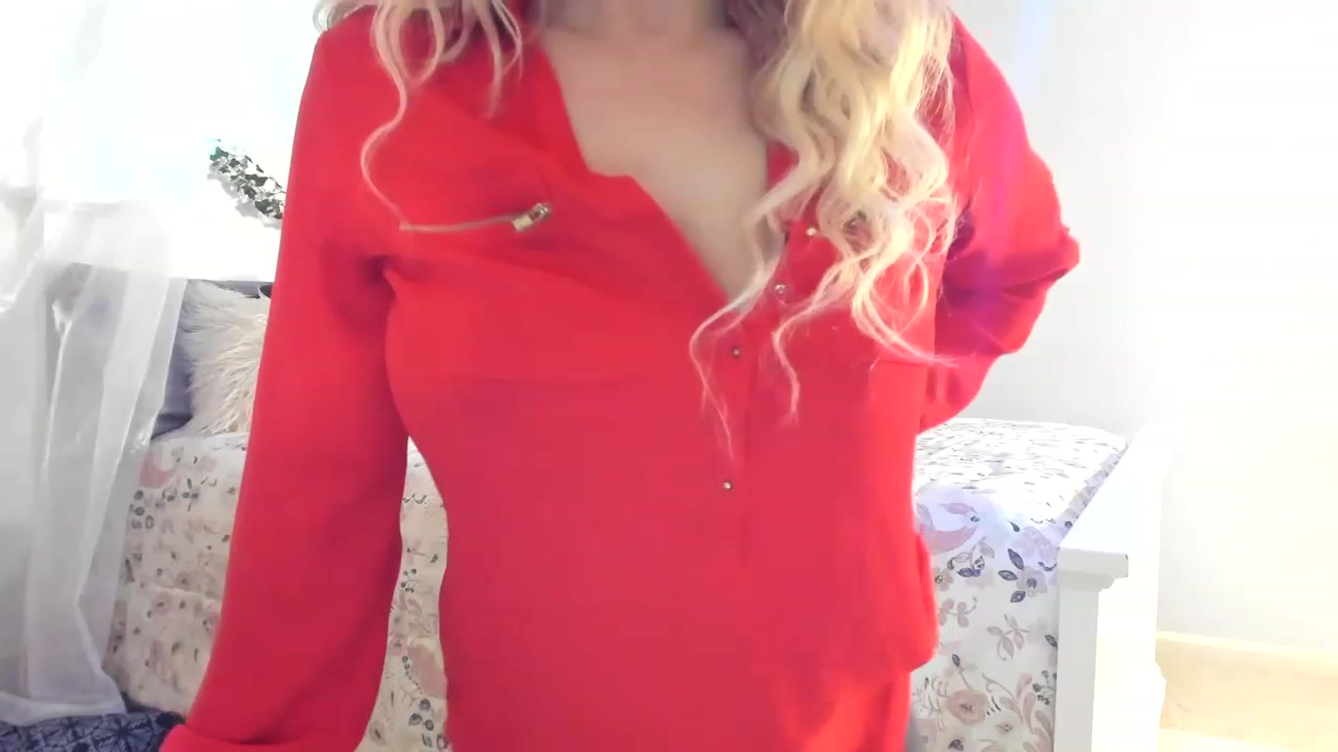 Gallery image thumbnail from MsMarilyn's myfreecams stream on, 11/28/2022, 17:57 image 6 of 20