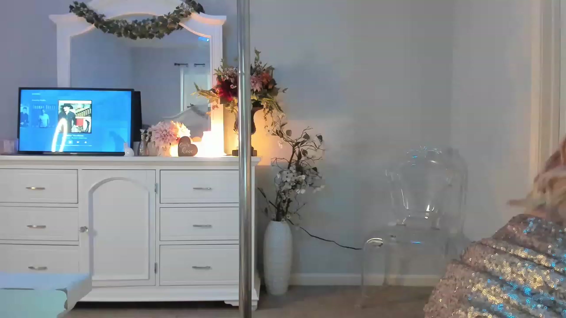 Gallery image thumbnail from MsMarilyn's myfreecams stream on, 01/03/2023, 19:44 image 4 of 20