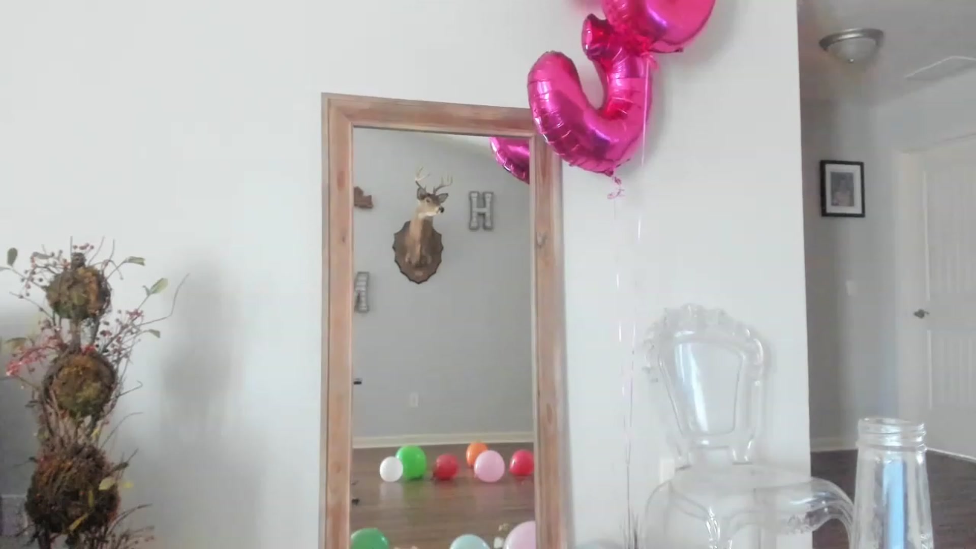 Gallery image thumbnail from MsMarilyn's myfreecams stream on, 01/18/2023, 21:52 image 8 of 20
