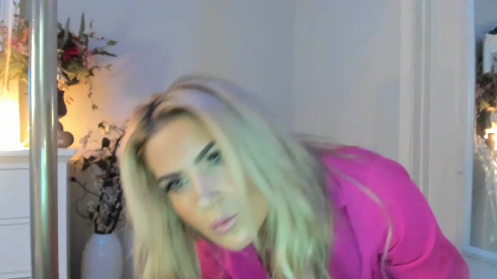 Gallery image thumbnail from MsMarilyn's myfreecams stream on, 02/02/2023, 20:00 image 3 of 20