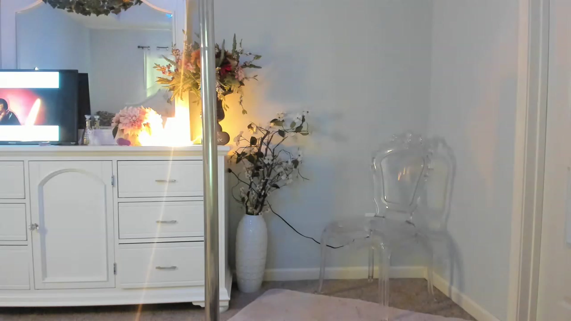 Gallery image thumbnail from MsMarilyn's myfreecams stream on, 02/02/2023, 20:00 image 19 of 20