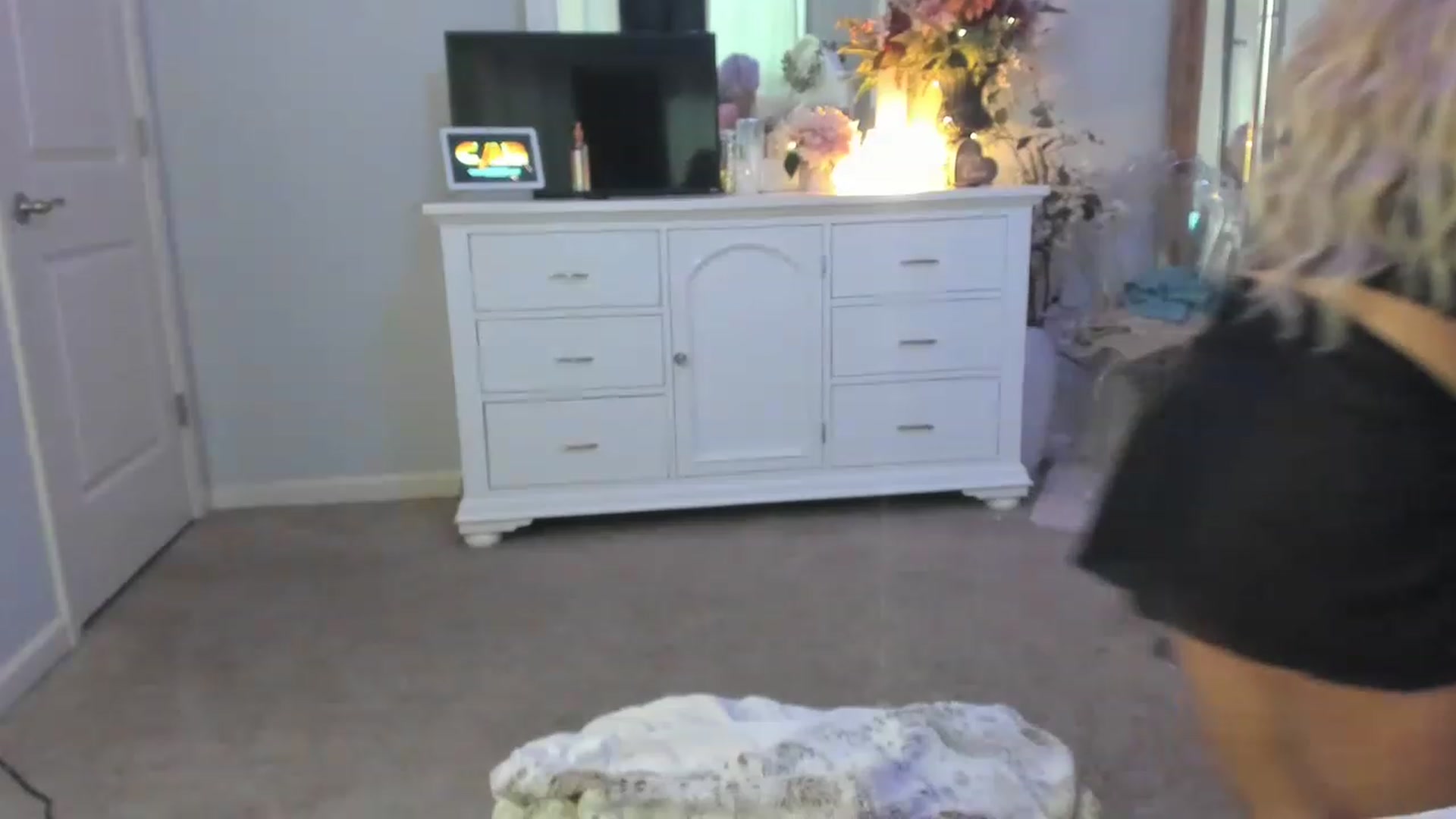 Gallery image thumbnail from MsMarilyn's myfreecams stream on, 02/20/2023, 21:00 image 6 of 20