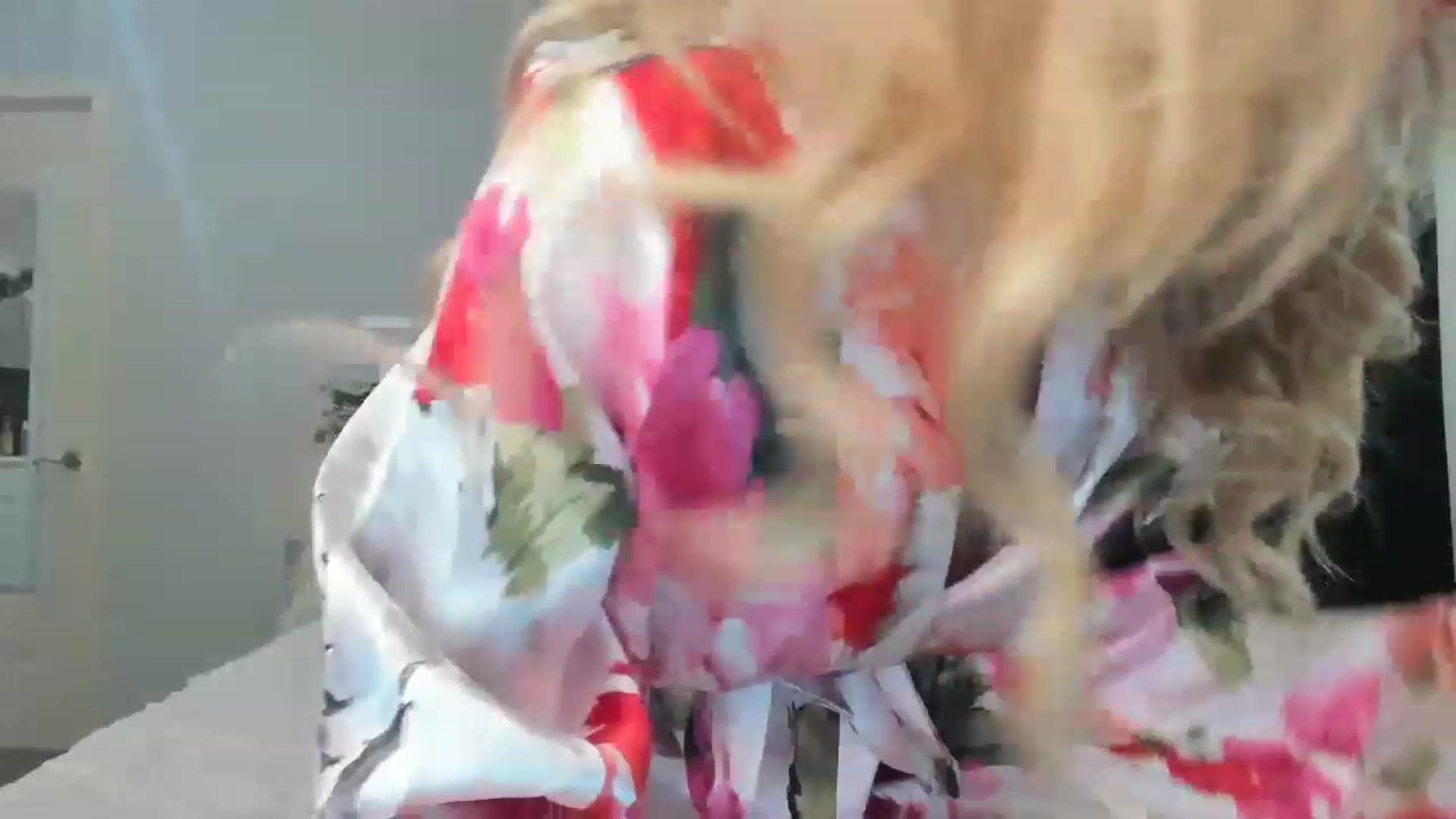 Gallery image thumbnail from MsMarilyn's myfreecams stream on, 02/24/2023, 17:32 image 9 of 20