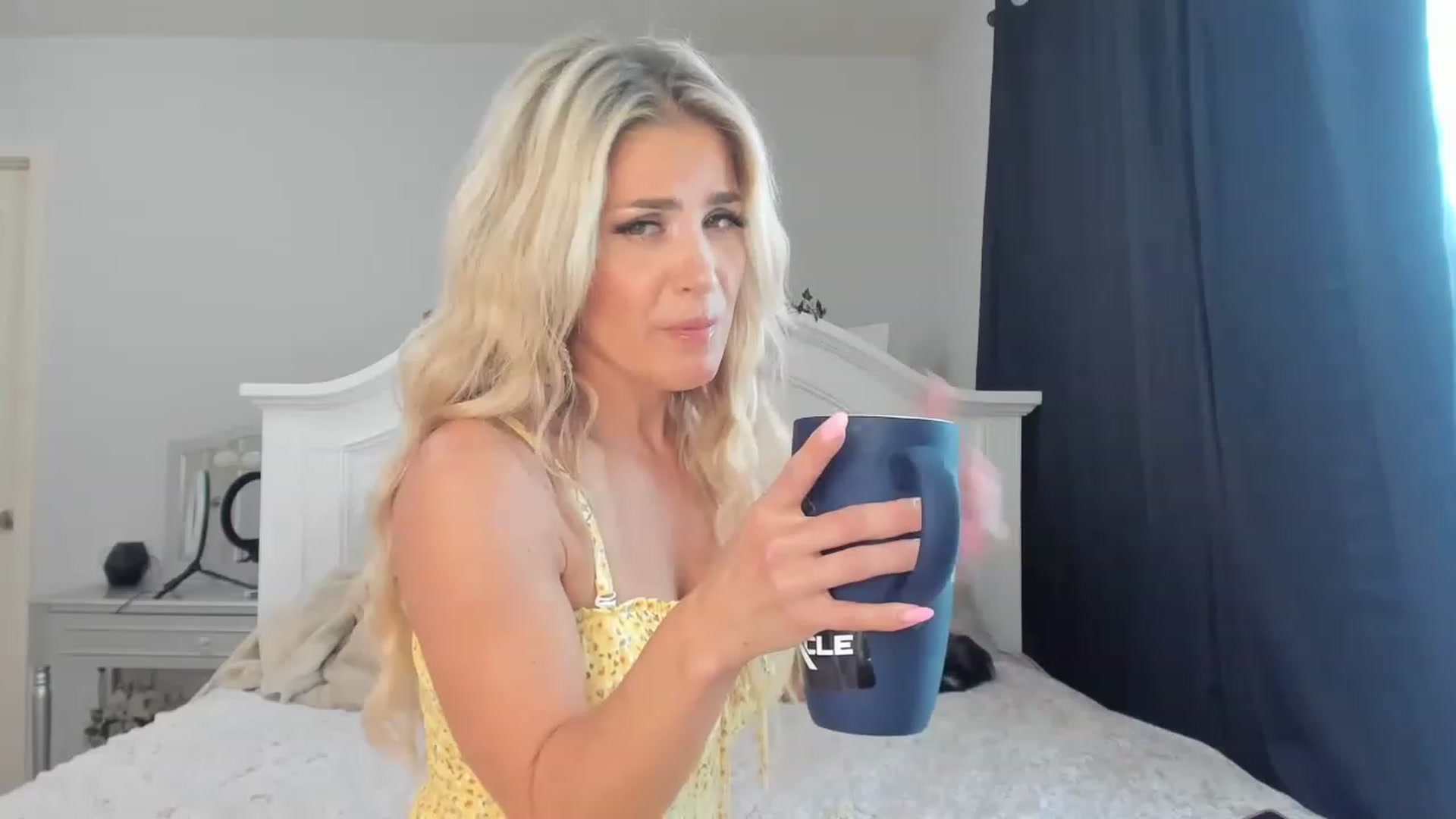 Gallery image thumbnail from MsMarilyn's myfreecams stream on, 06/09/2023, 20:06 image 11 of 20