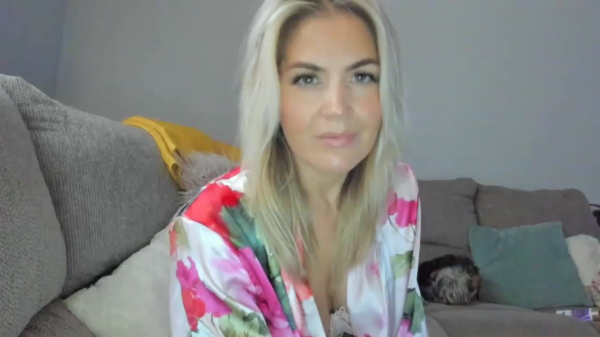 Gallery image thumbnail from MsMarilyn's myfreecams stream on, 06/11/2023, 12:06 image 2 of 20