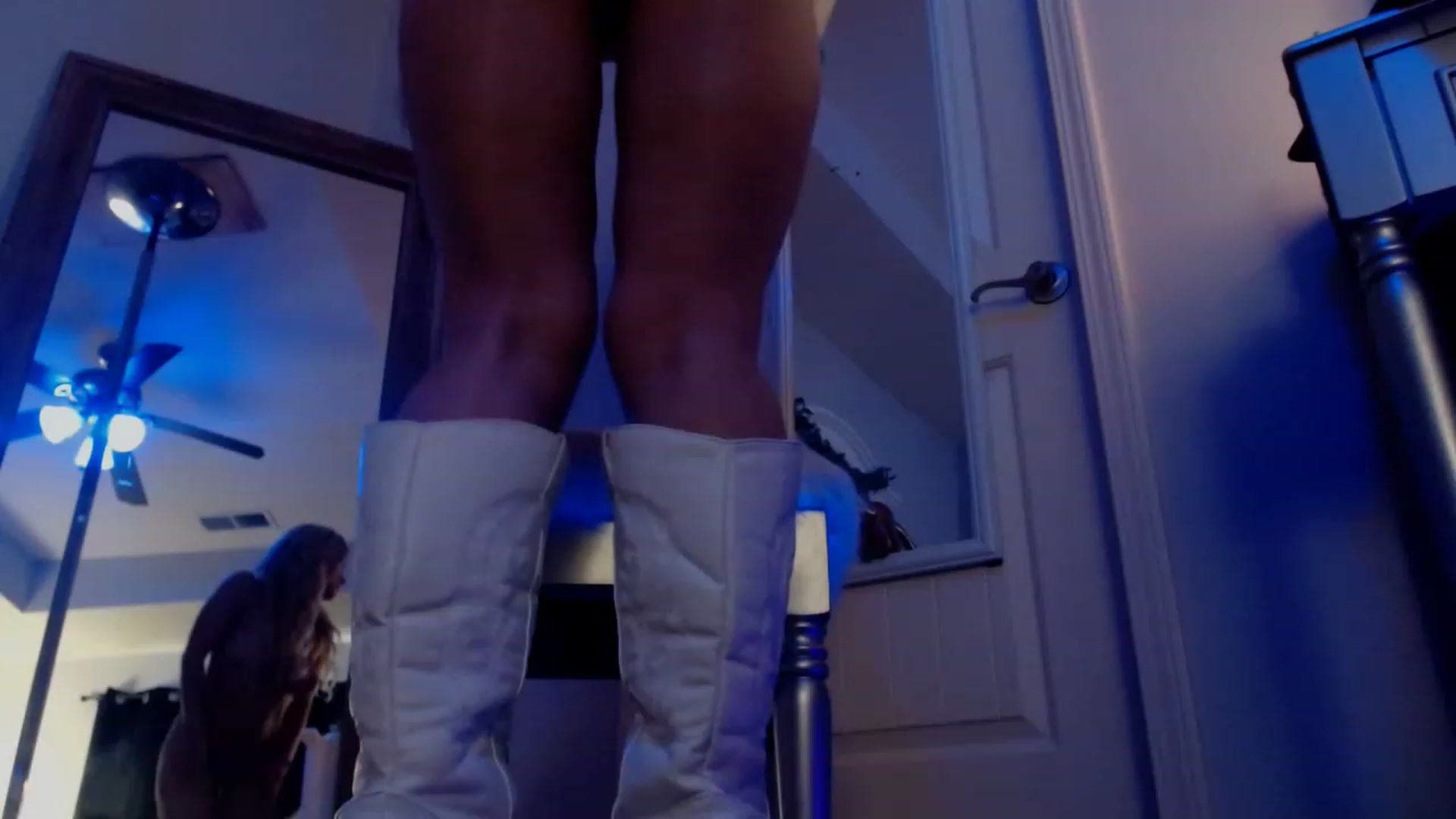 Gallery image thumbnail from MsMarilyn's myfreecams stream on, 06/19/2023, 21:54 image 19 of 20