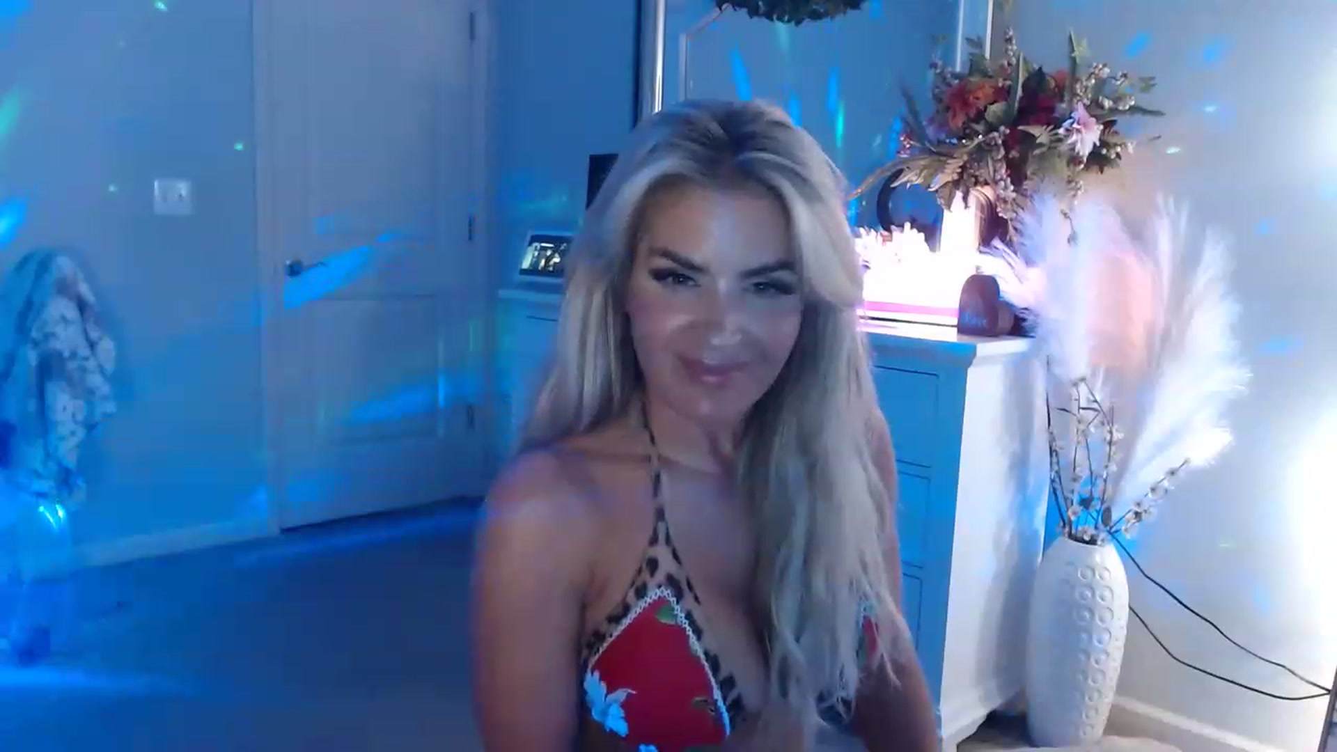 Gallery image thumbnail from MsMarilyn's myfreecams stream on, 07/05/2023, 19:47 image 9 of 20