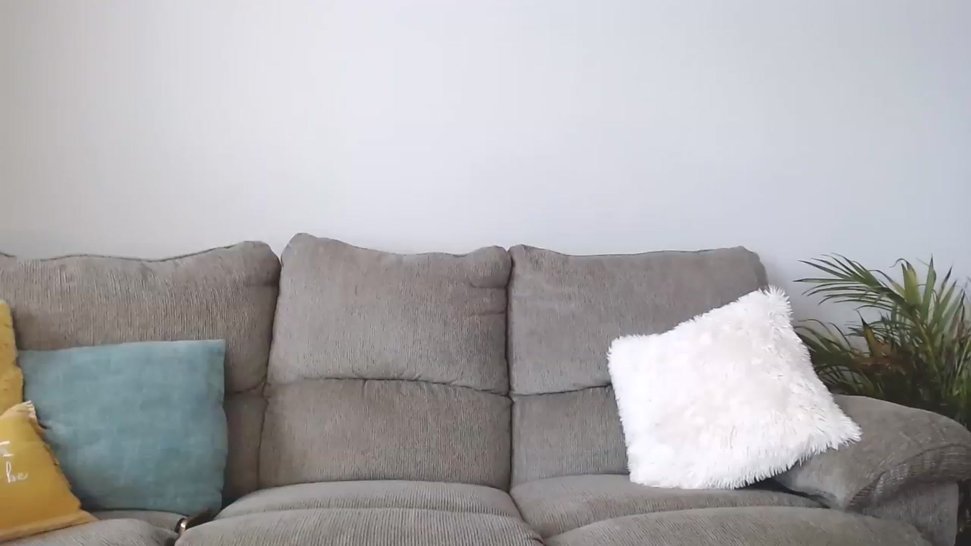 Gallery image thumbnail from MsMarilyn's myfreecams stream on, 08/18/2023, 17:05 image 1 of 20