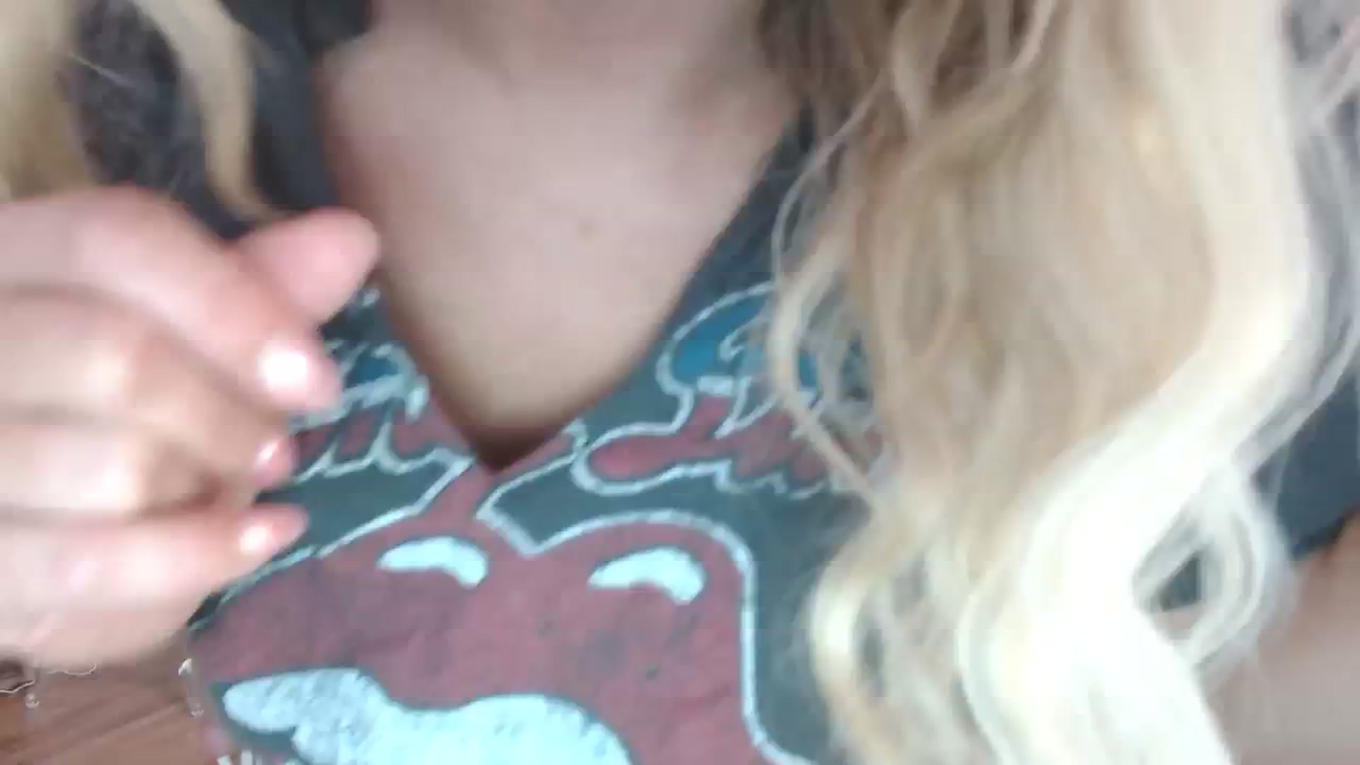 Gallery image thumbnail from MsMarilyn's myfreecams stream on, 08/29/2023, 17:35 image 10 of 20