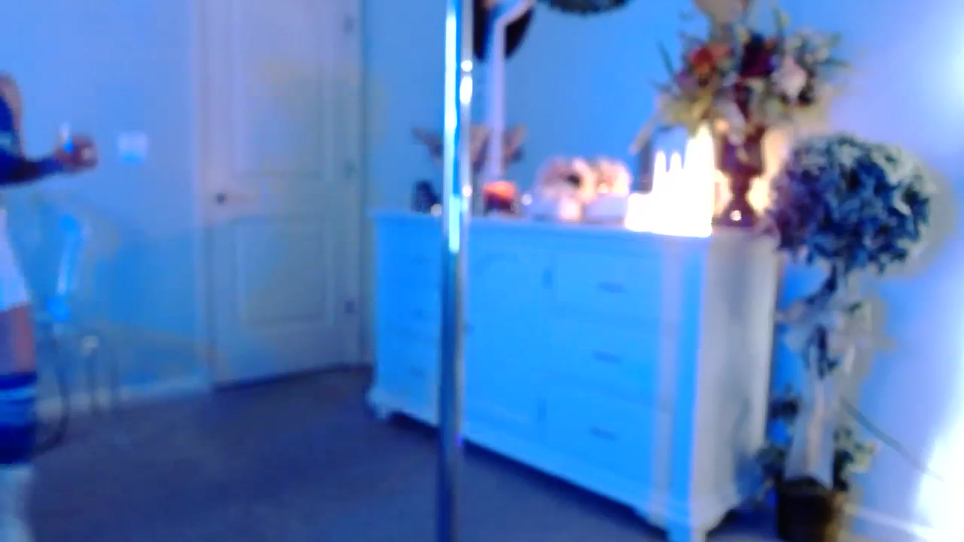 Gallery image thumbnail from MsMarilyn's myfreecams stream on, 10/16/2023, 18:47 image 5 of 20