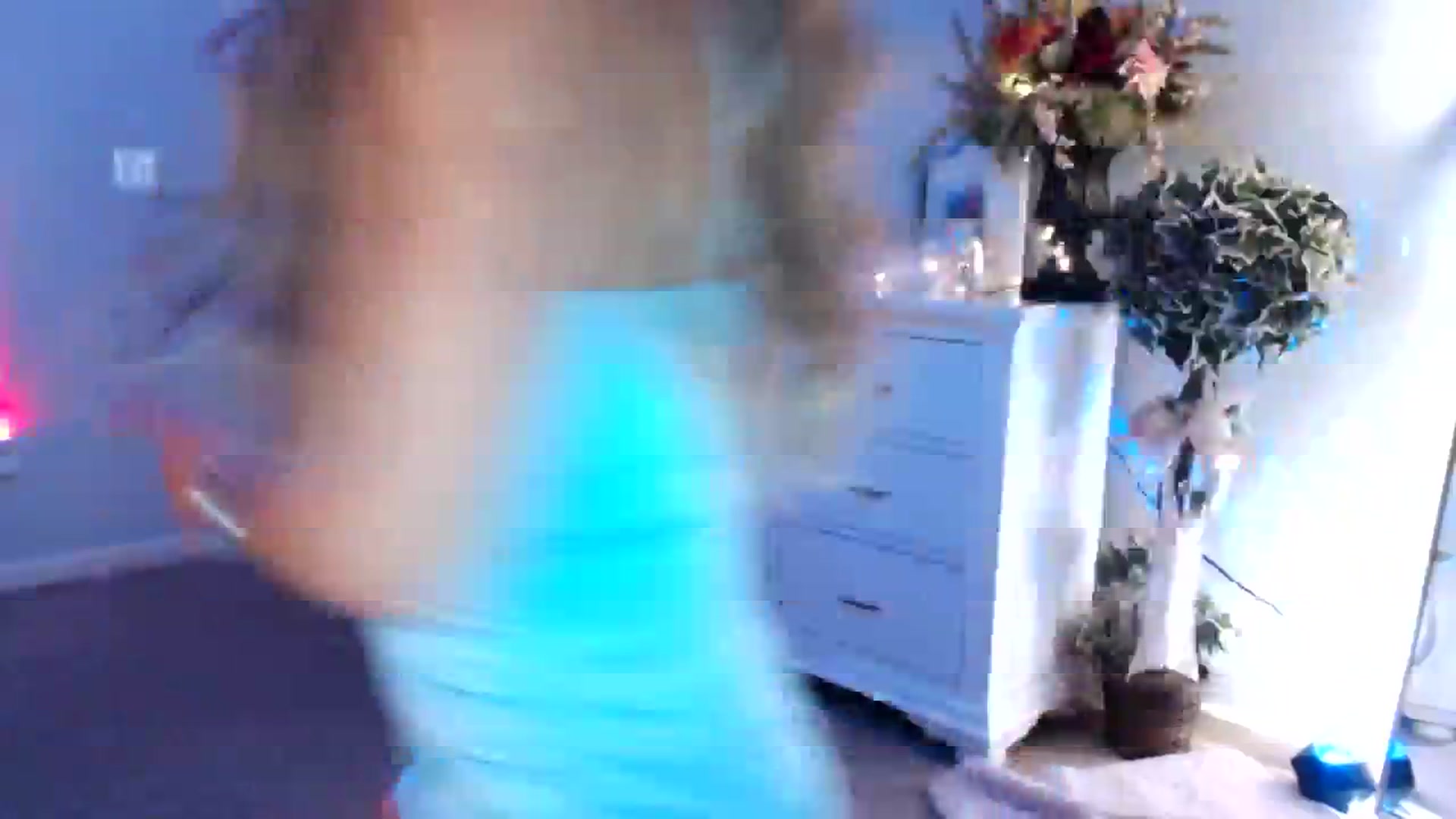 Gallery image thumbnail from MsMarilyn's myfreecams stream on, 11/20/2023, 17:07 image 10 of 20